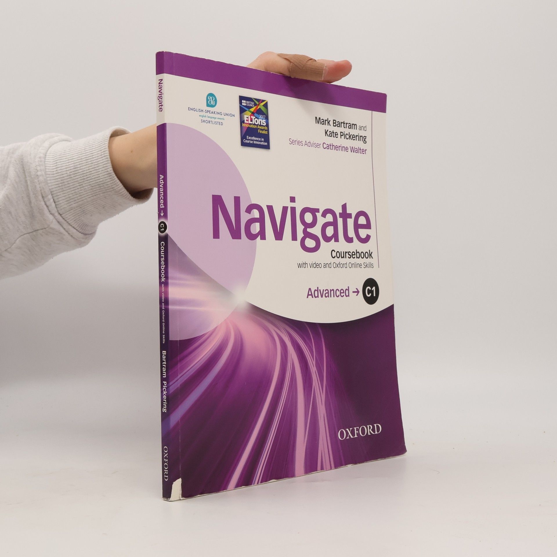 Navigate : coursebook with video and Oxford Online Skills : C1 advanced