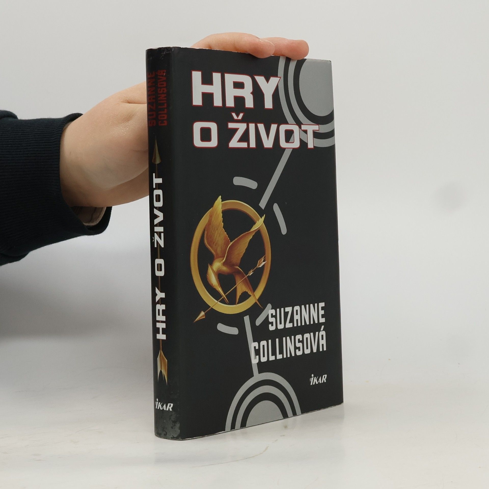 Suzanne Collinsová Hry o život