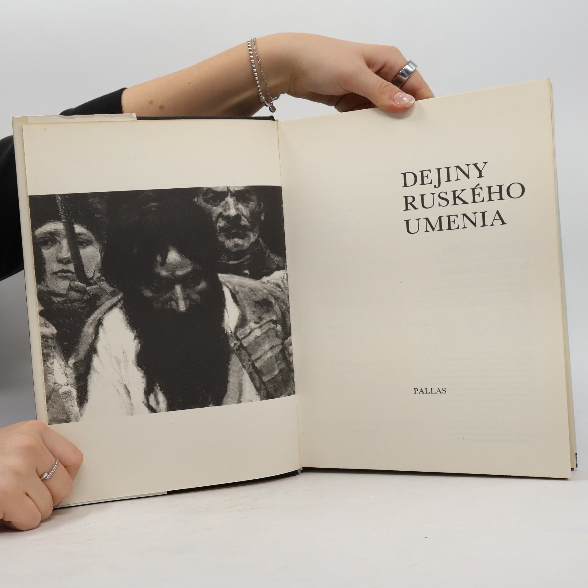 Autores varios Dejiny ruského umenia