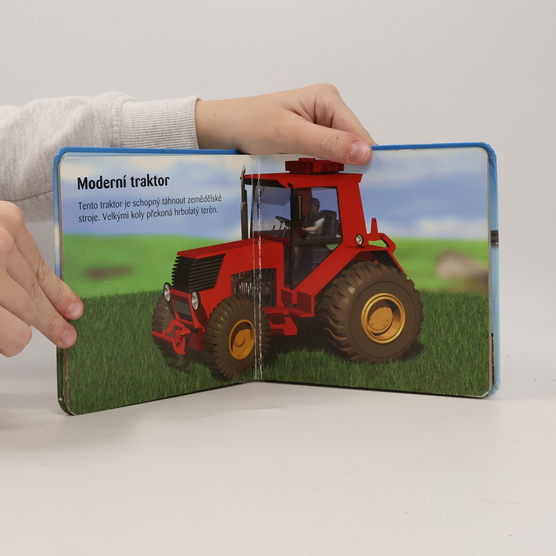 Kolektiv autorů Moje malá knížka o kamionech, vlacích a traktorech