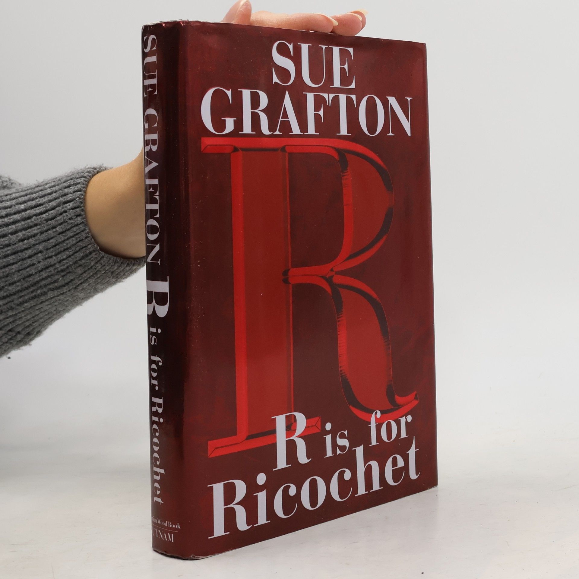 Sue Grafton R is for Ricochet