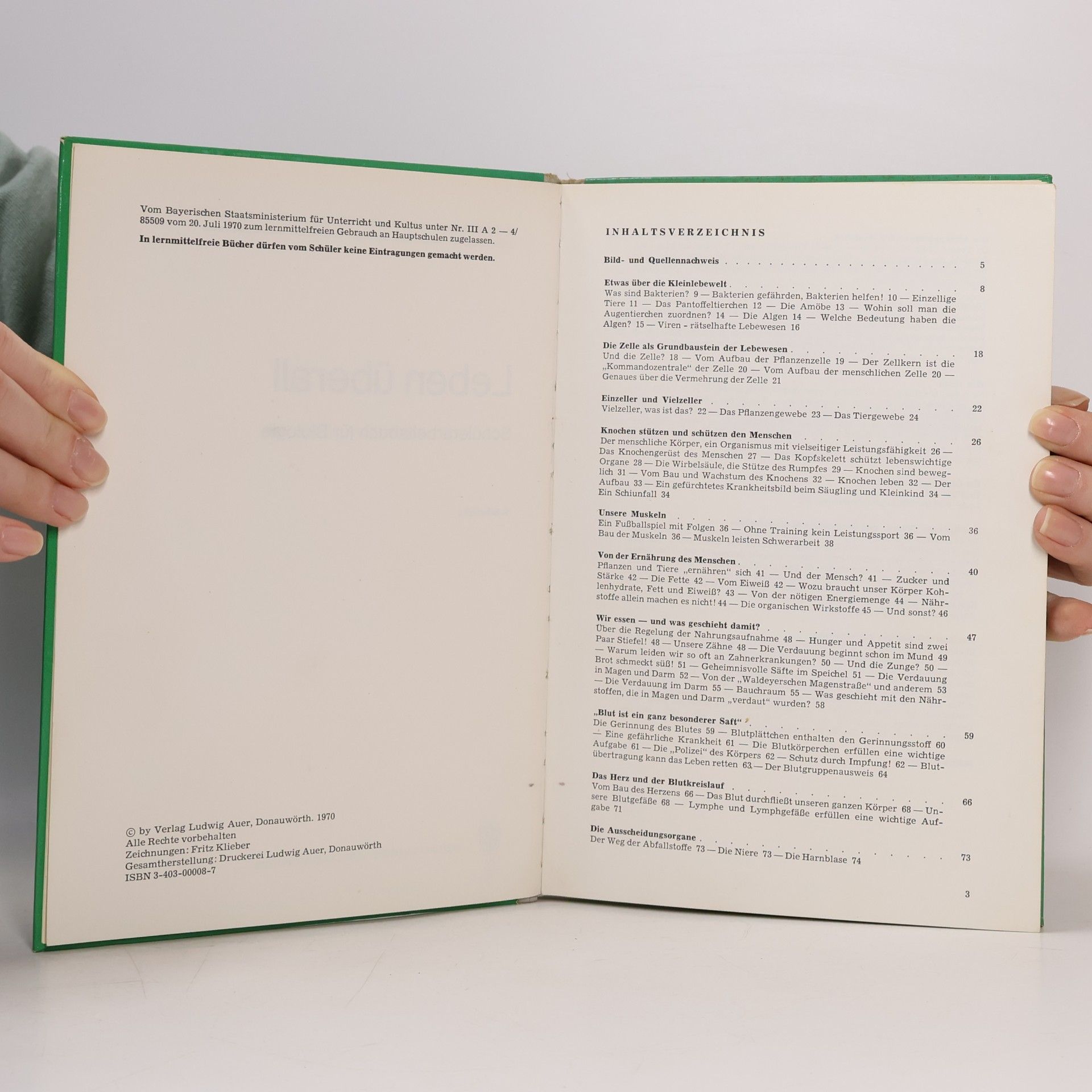 Various authors Leben überall 8