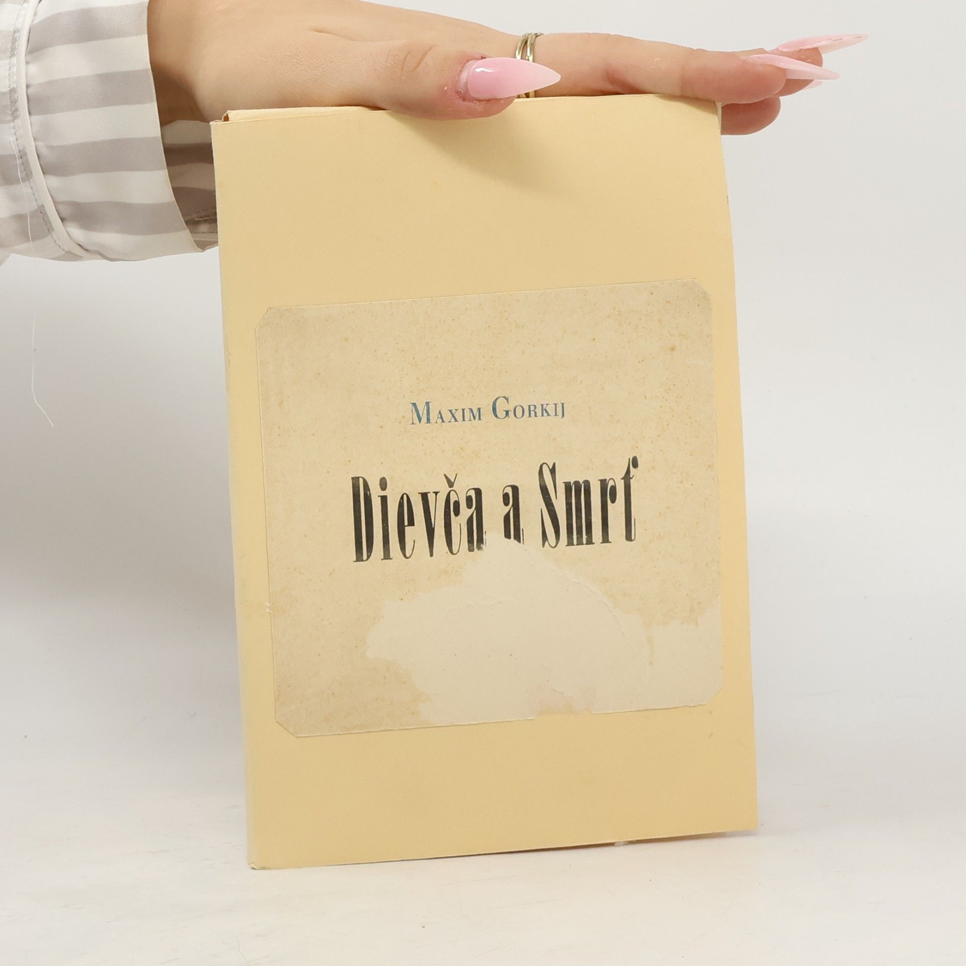 Maxim Gorkij Dievča a smrť