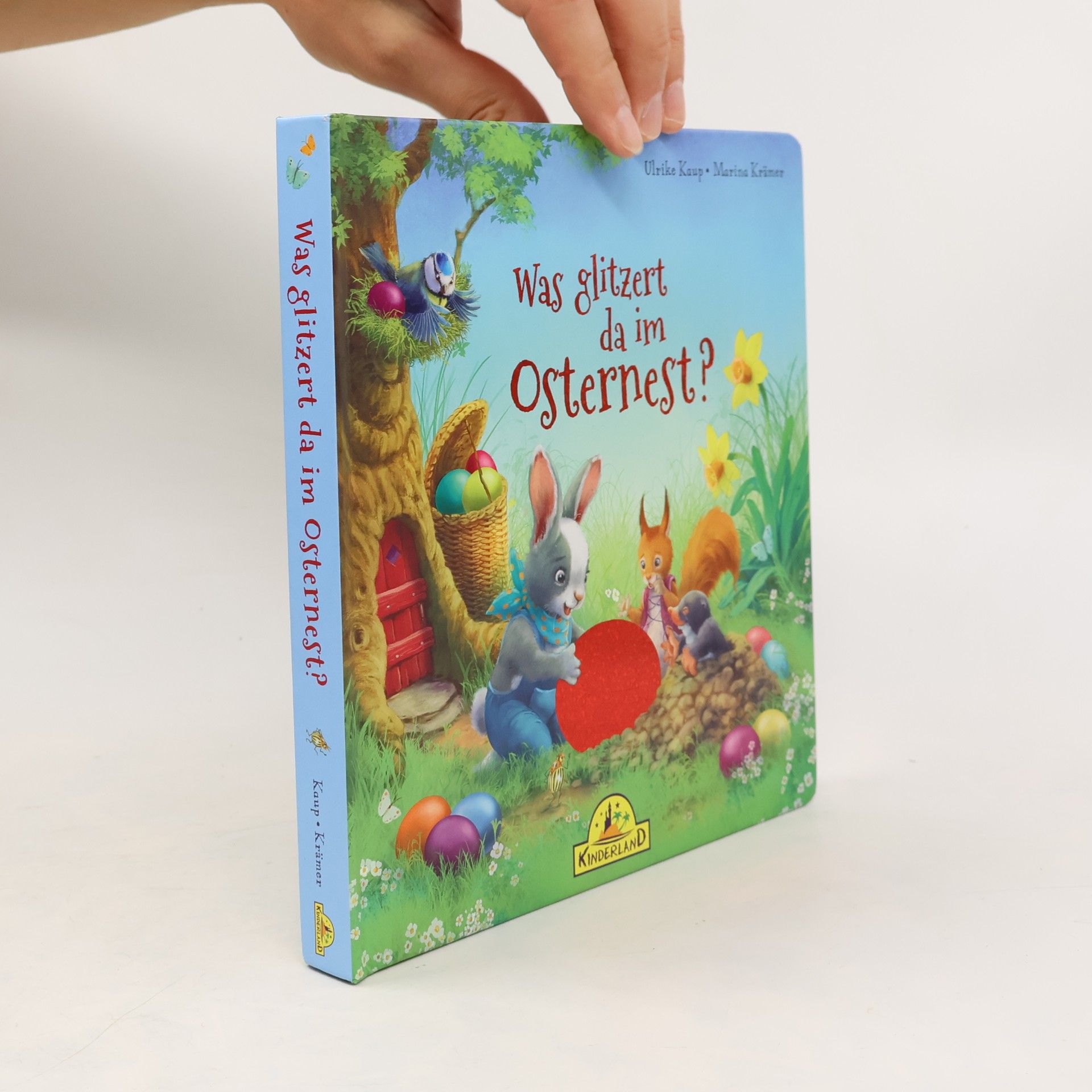 Was glitzert da im Osternest?