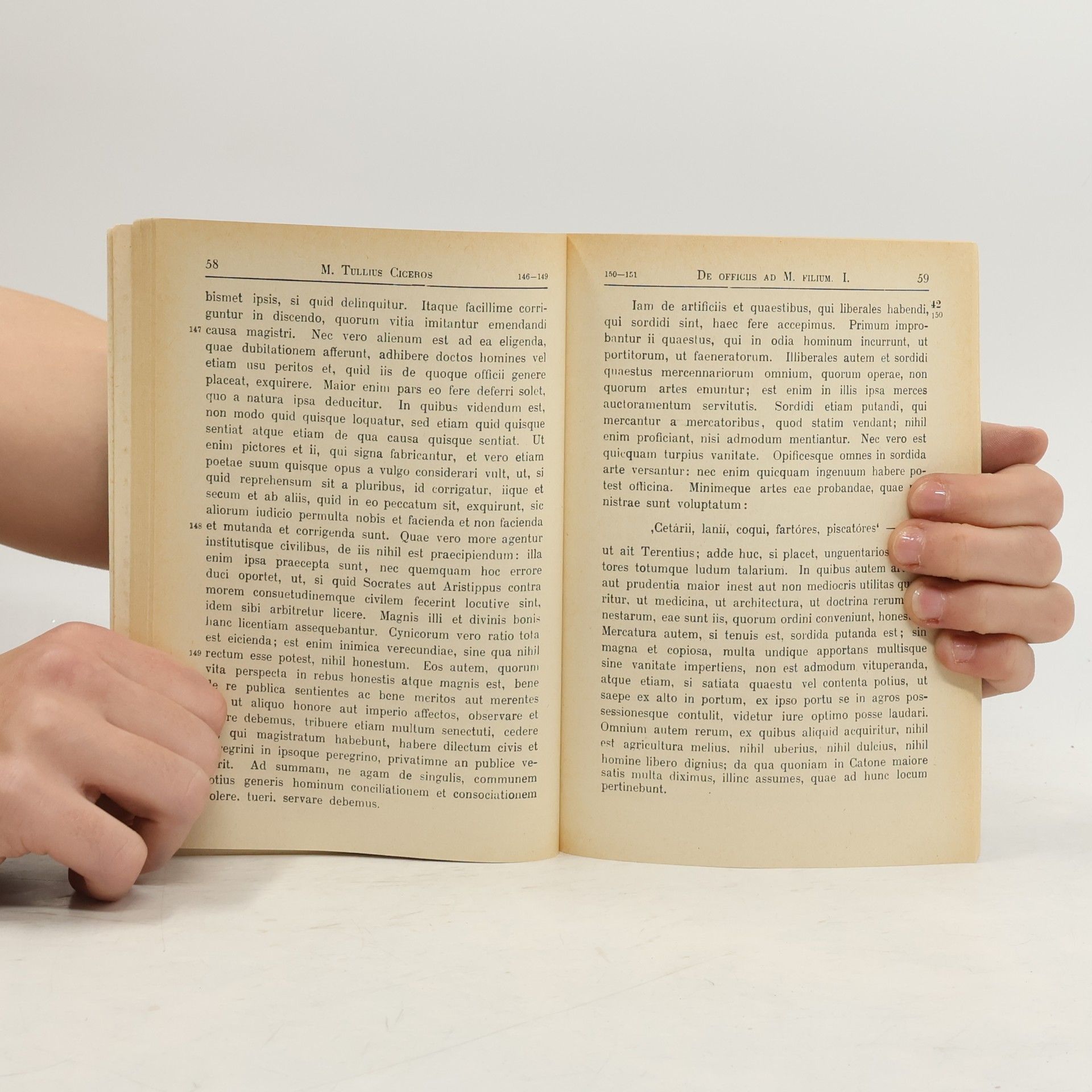 Marcus Tullius Cicero De officiis. Text.