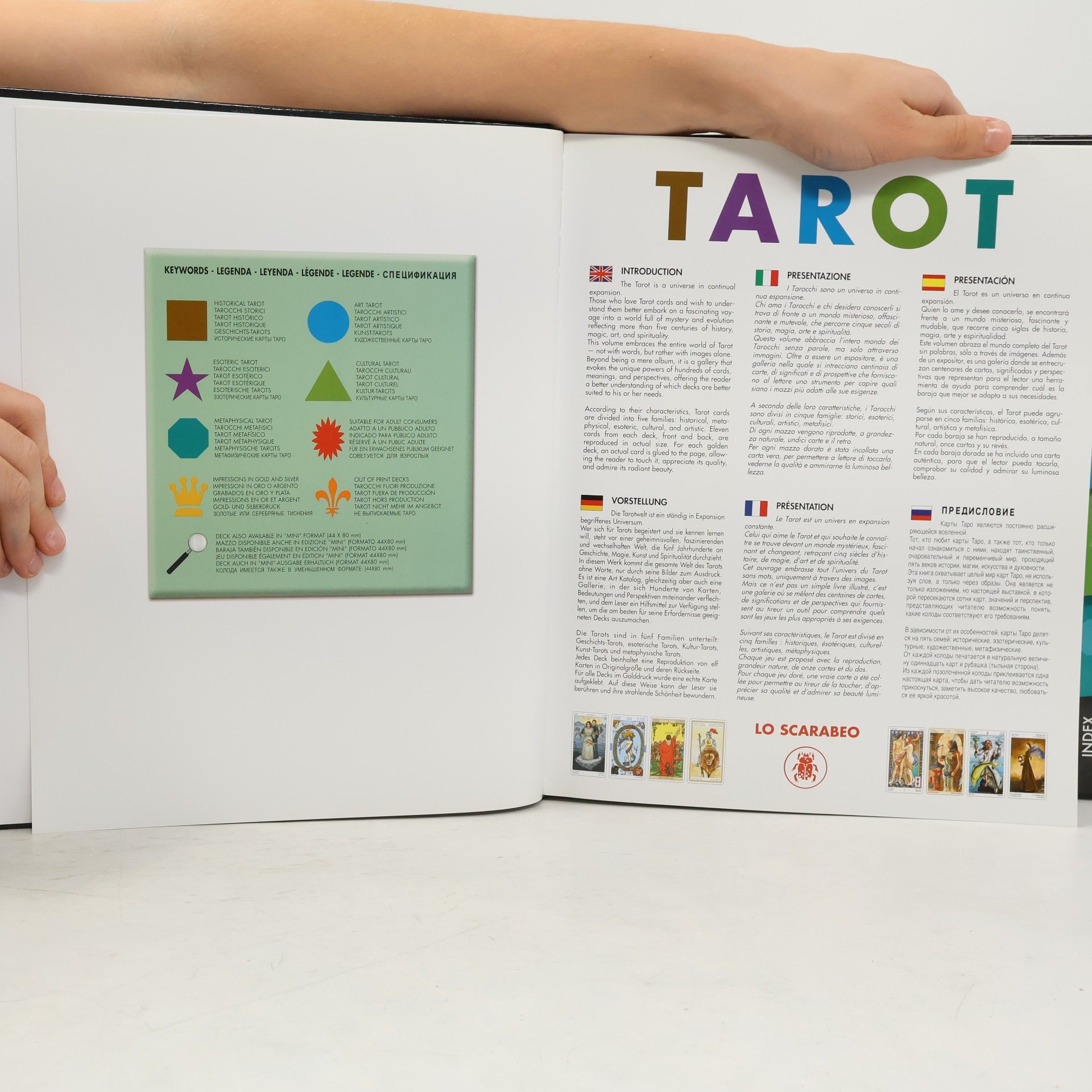 Various authors Tarot