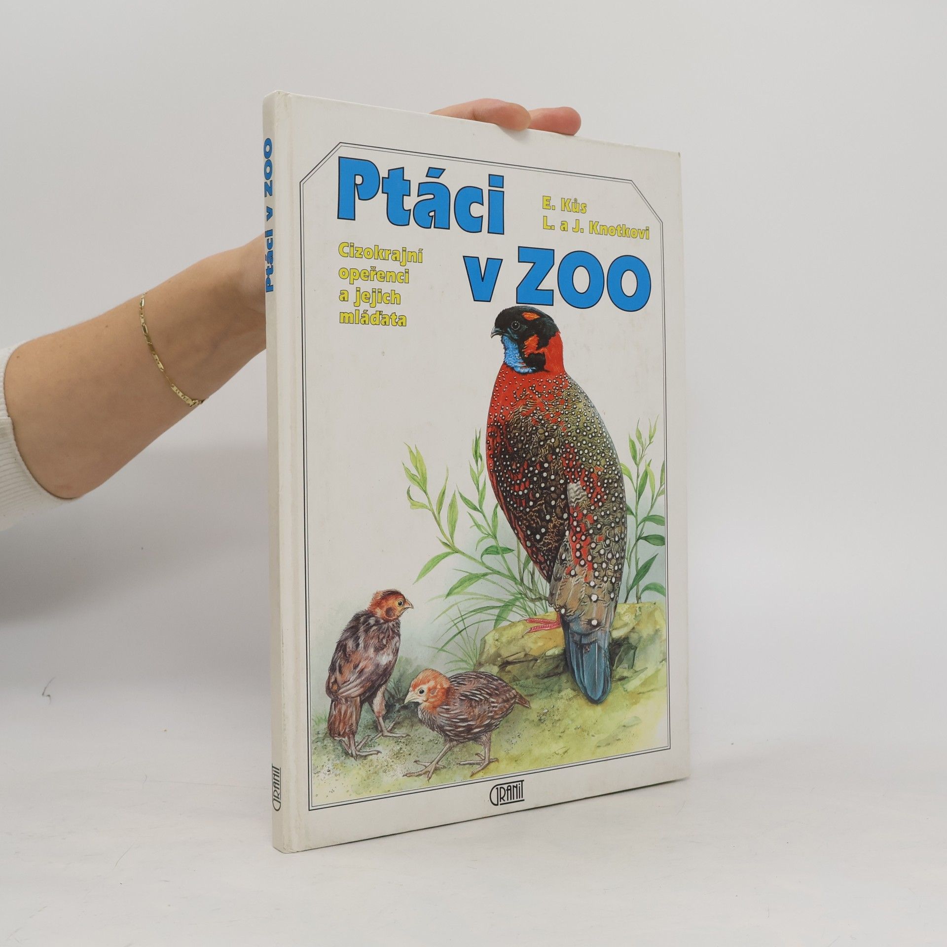Ptáci v zoo: Cizokrajní opeřenci a jejich mláďata