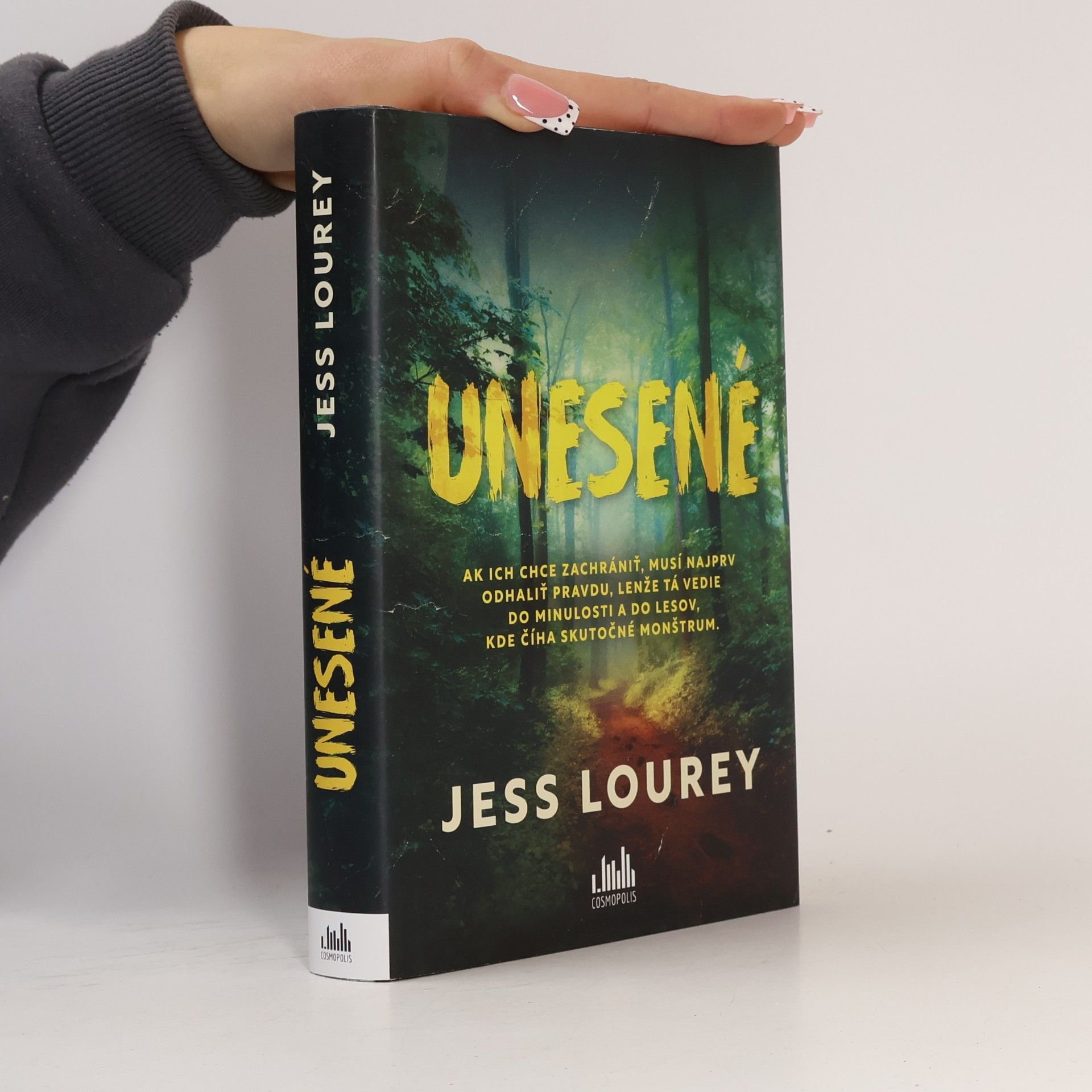 Jess Lourey Unesené