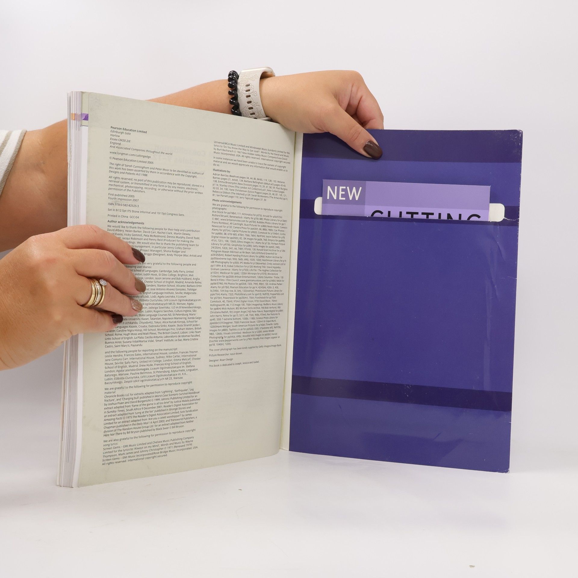 Sarah Cunningham New cutting edge : upper intermediate. Students' book