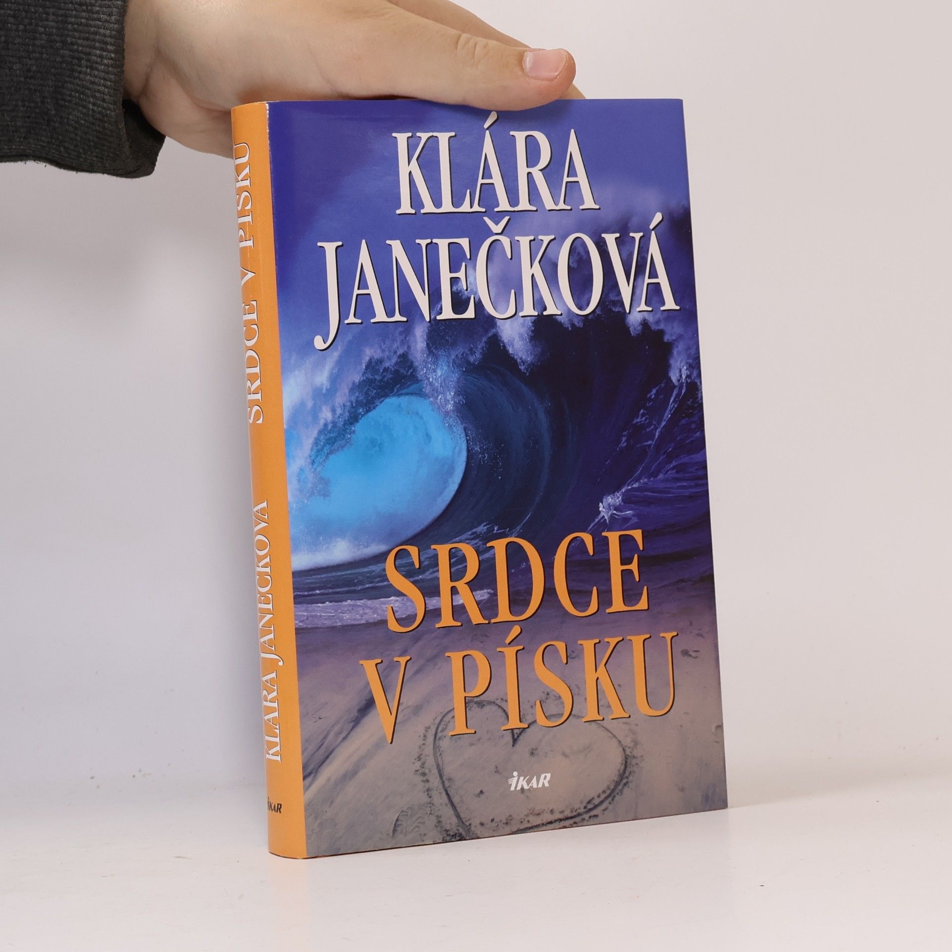Srdce v písku