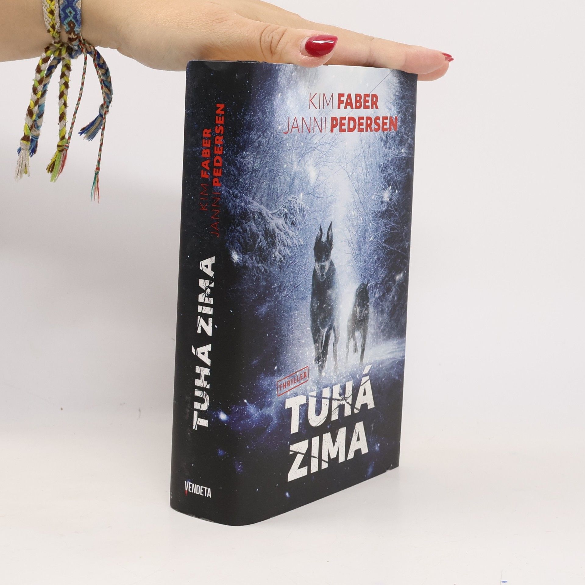 Kim Faber Tuhá zima