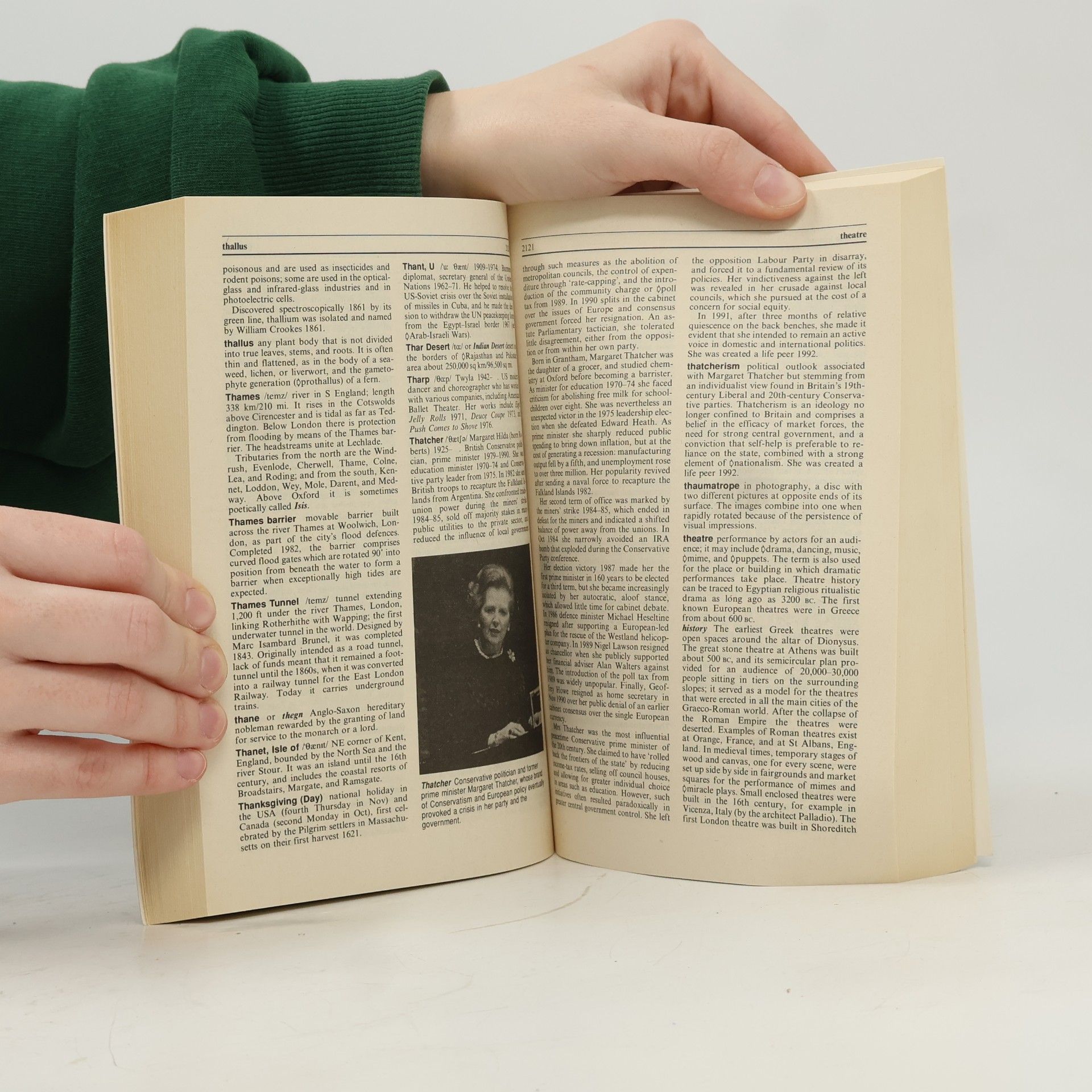 Michael Upshall Wordsworth Reference - saul to zygo: The Wordsworth Encyclopedia