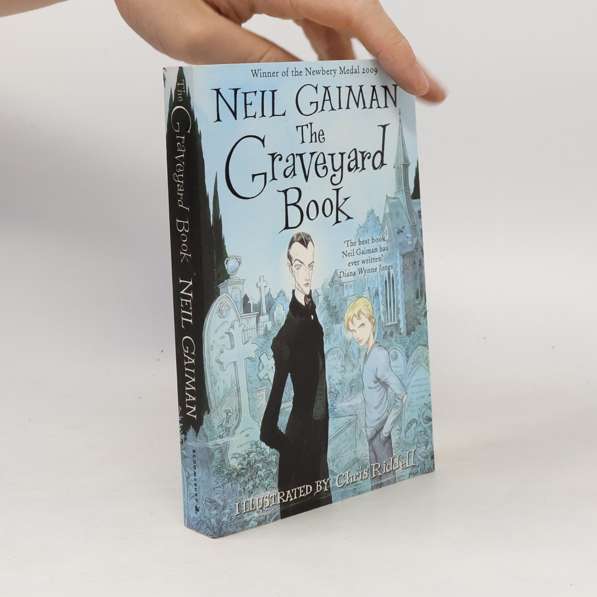 Neil Gaiman The Graveyard Book