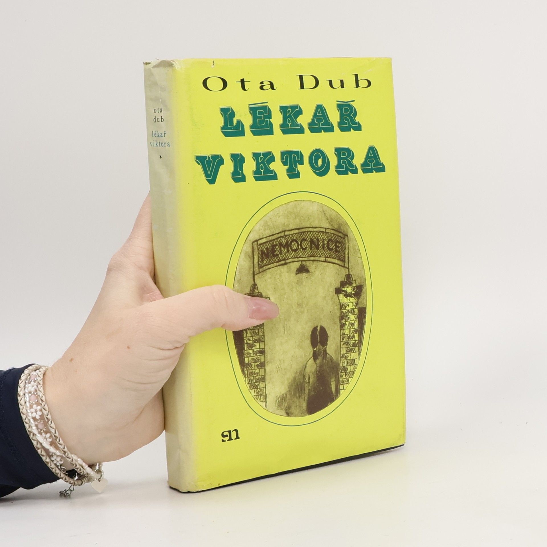 Lékař Viktora