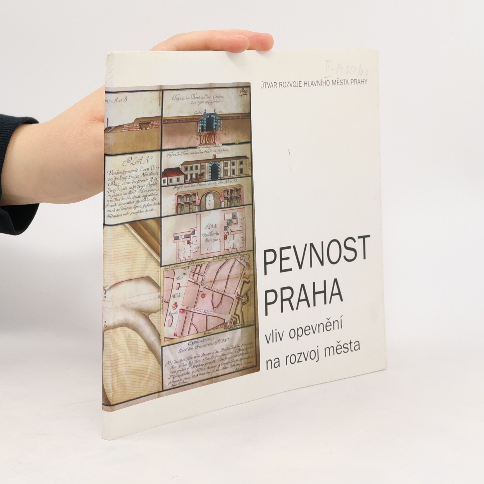 Pevnost Praha. Vliv opevnění na rozvoj města