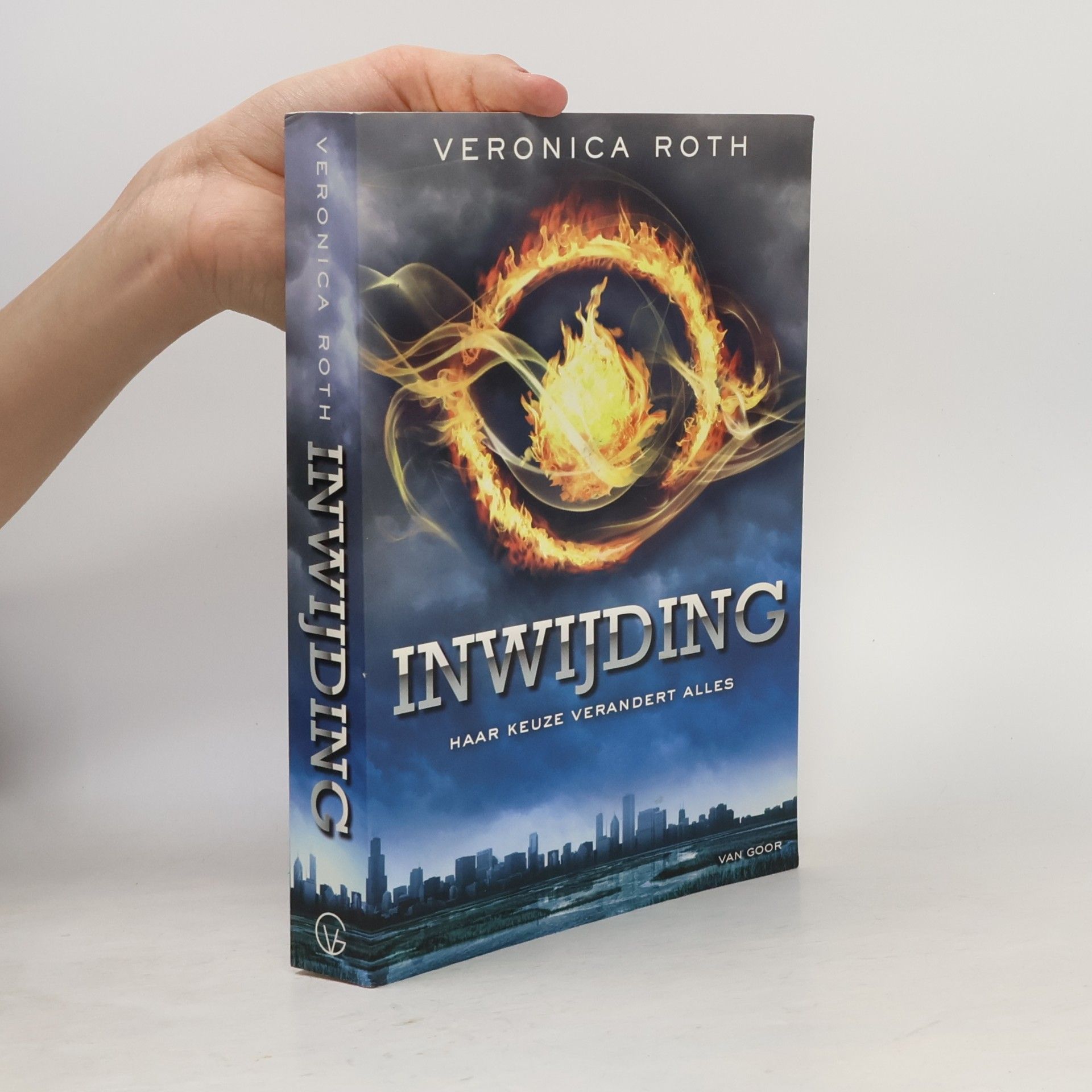 Divergent - 1: Inwijding