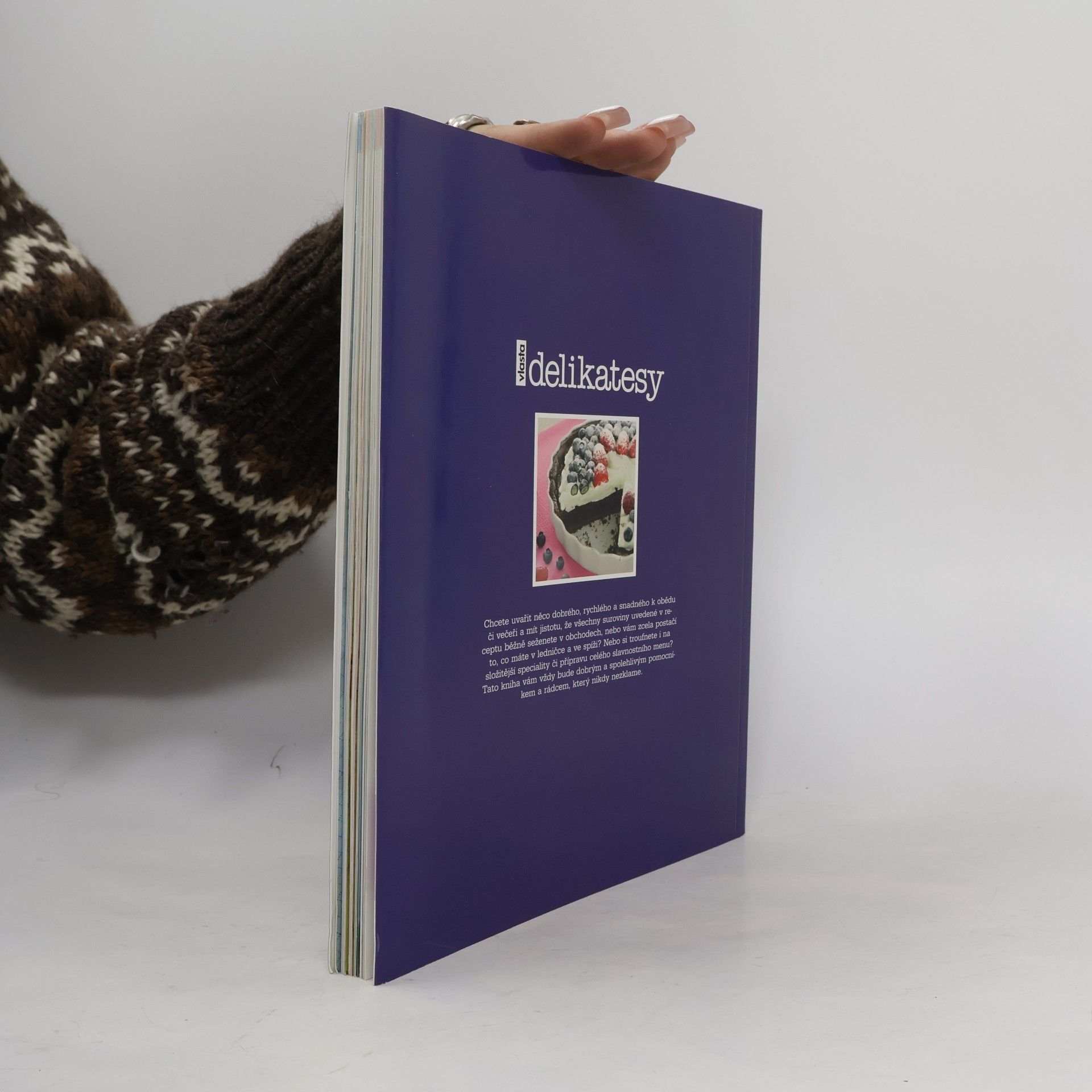 AA.VV. Delikatesy. První menu kuchařka Vlasta 1/2007