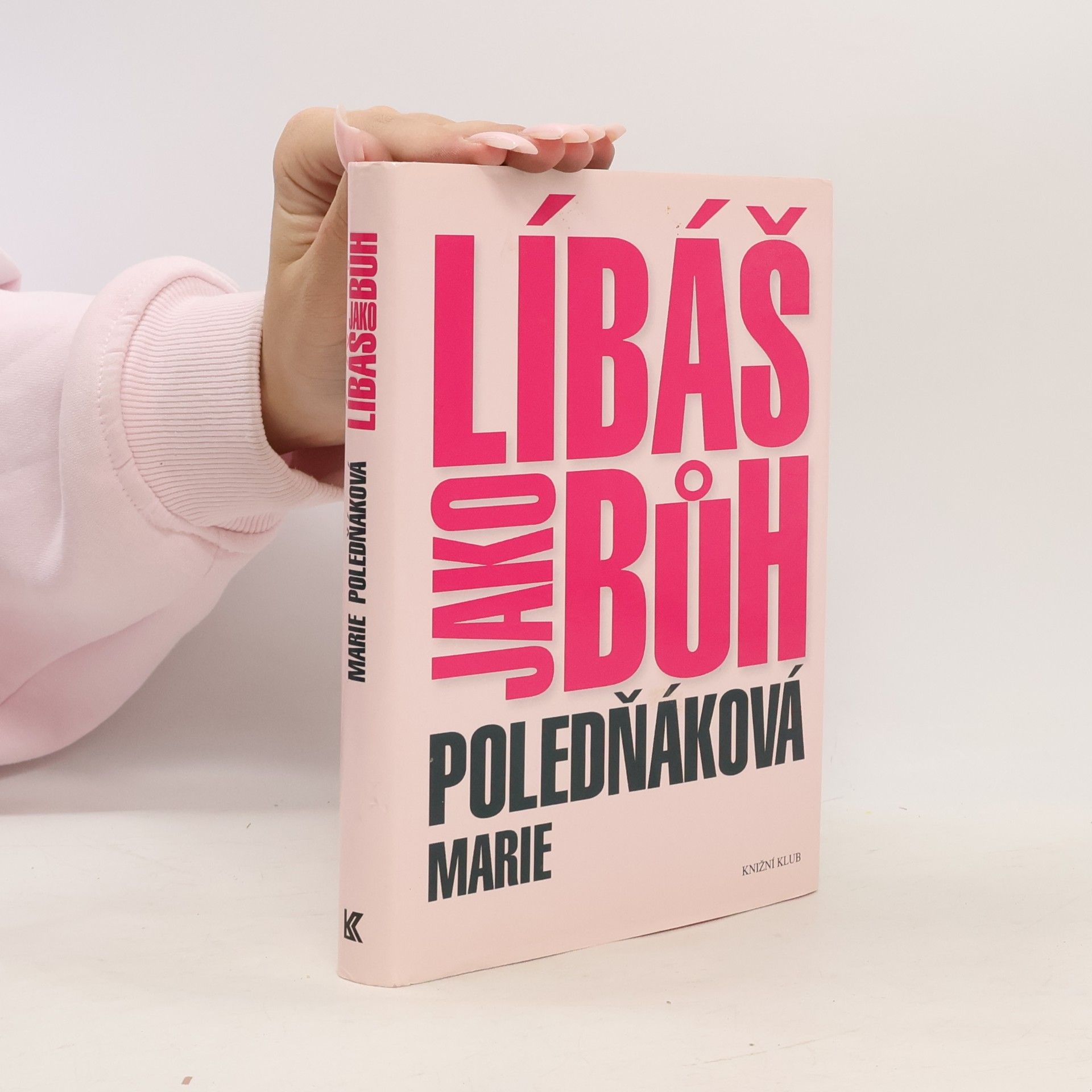 Líbáš jako bůh