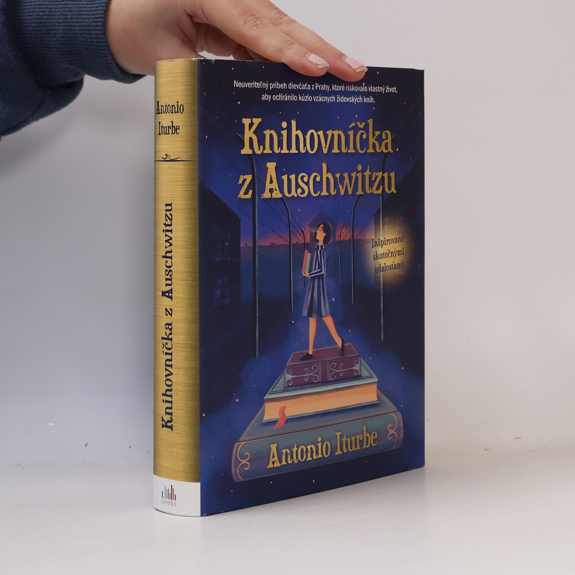 Knihovníčka z Auschwitzu