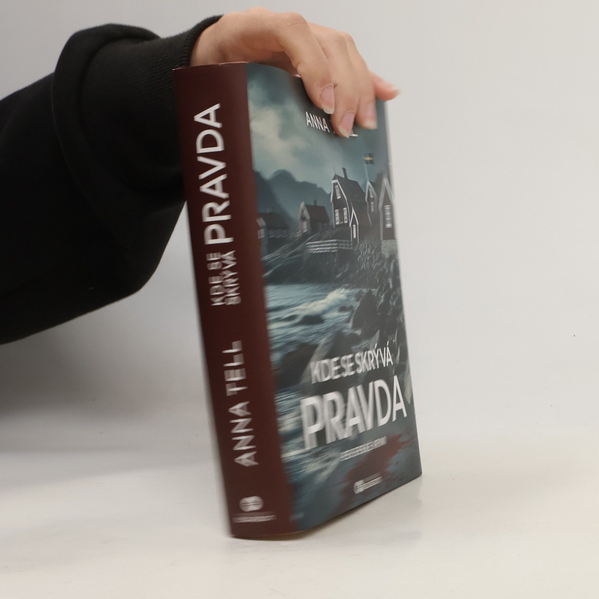 Kde se skrývá pravda