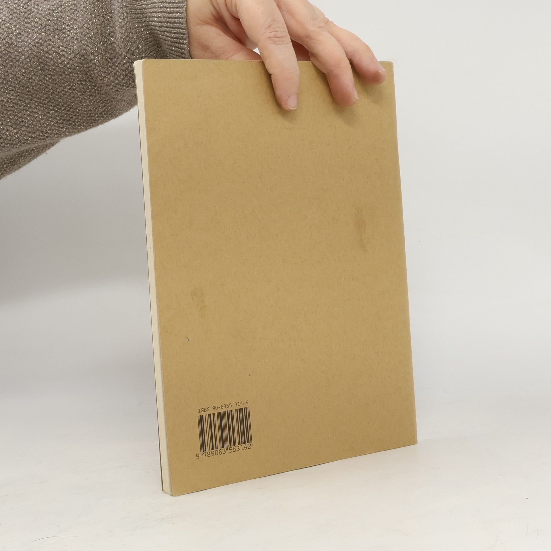 Various authors Uitwerkingen Leerboek en Werkboek Financiering voor het mkb 1