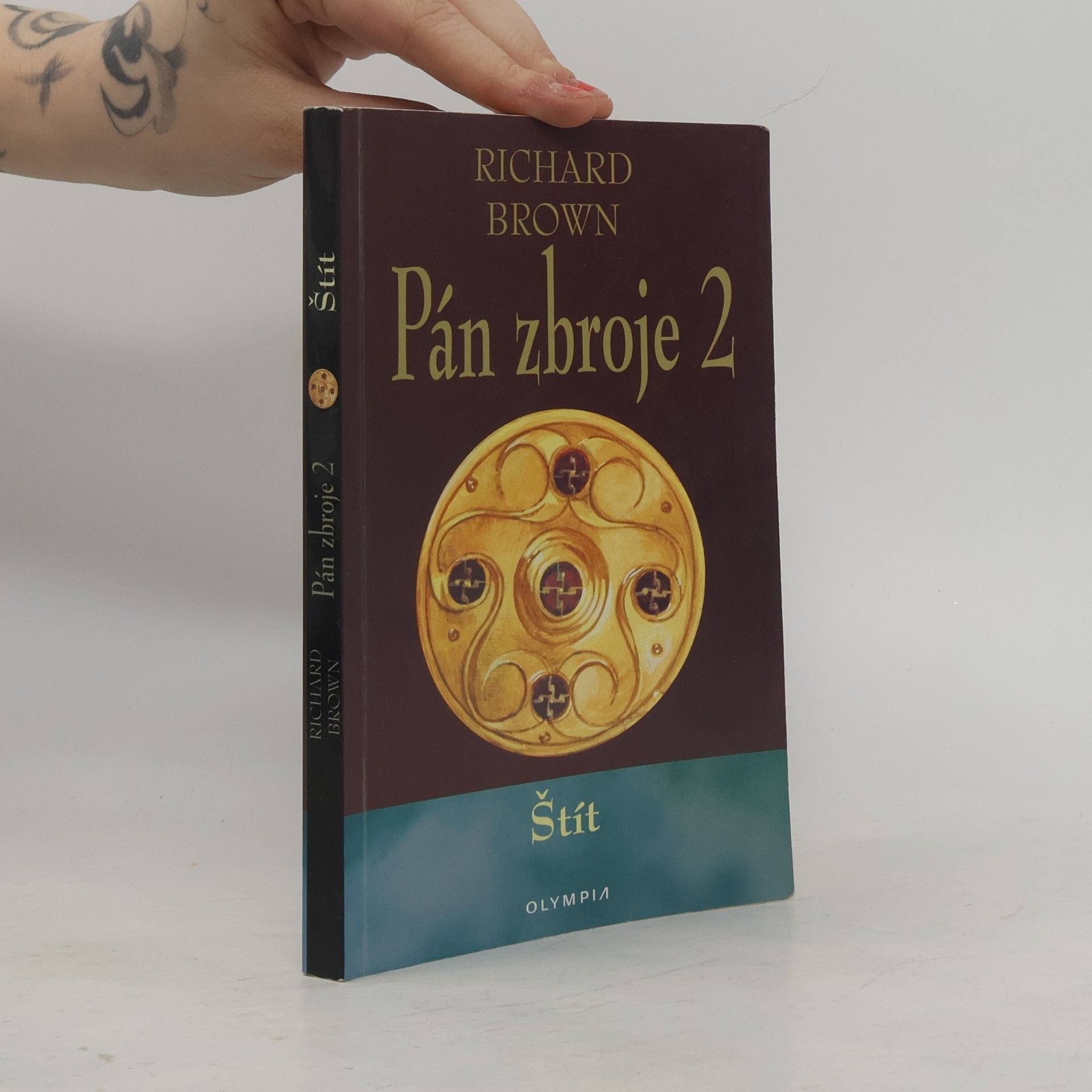 Pán zbroje 2. Štít.