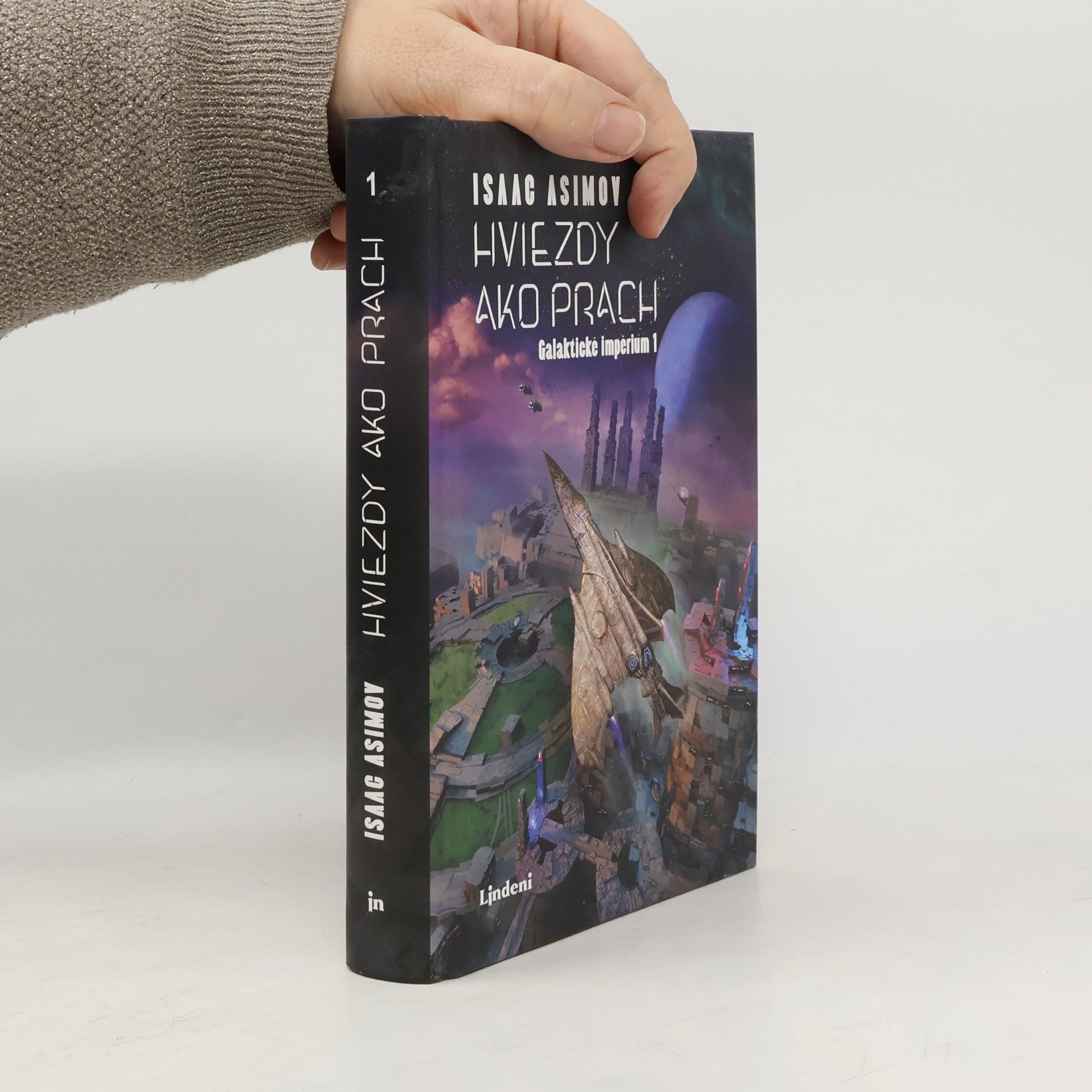 Isaac Asimov Hviezdy ako prach