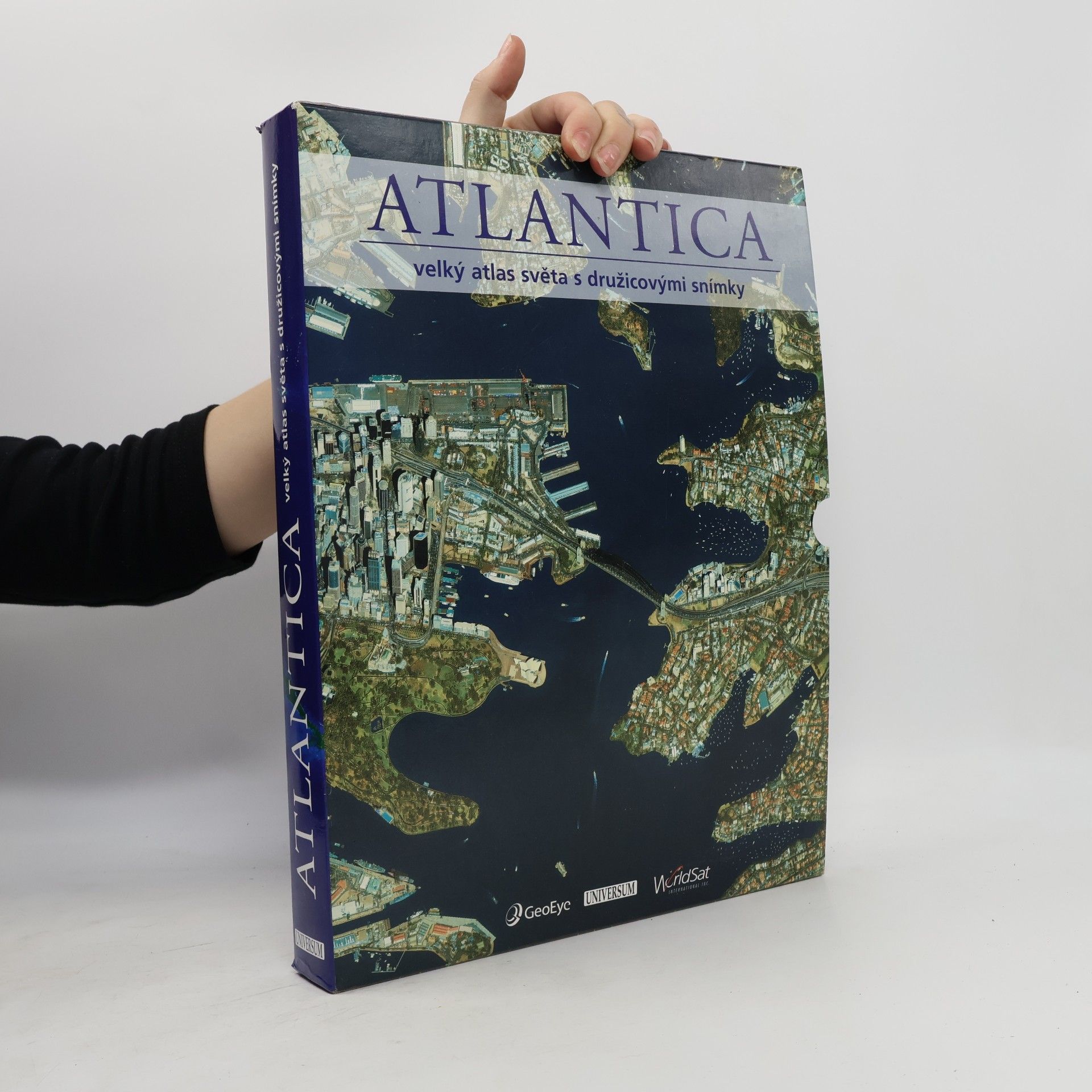 Atlantica velký atlas světa s družicovými snímky