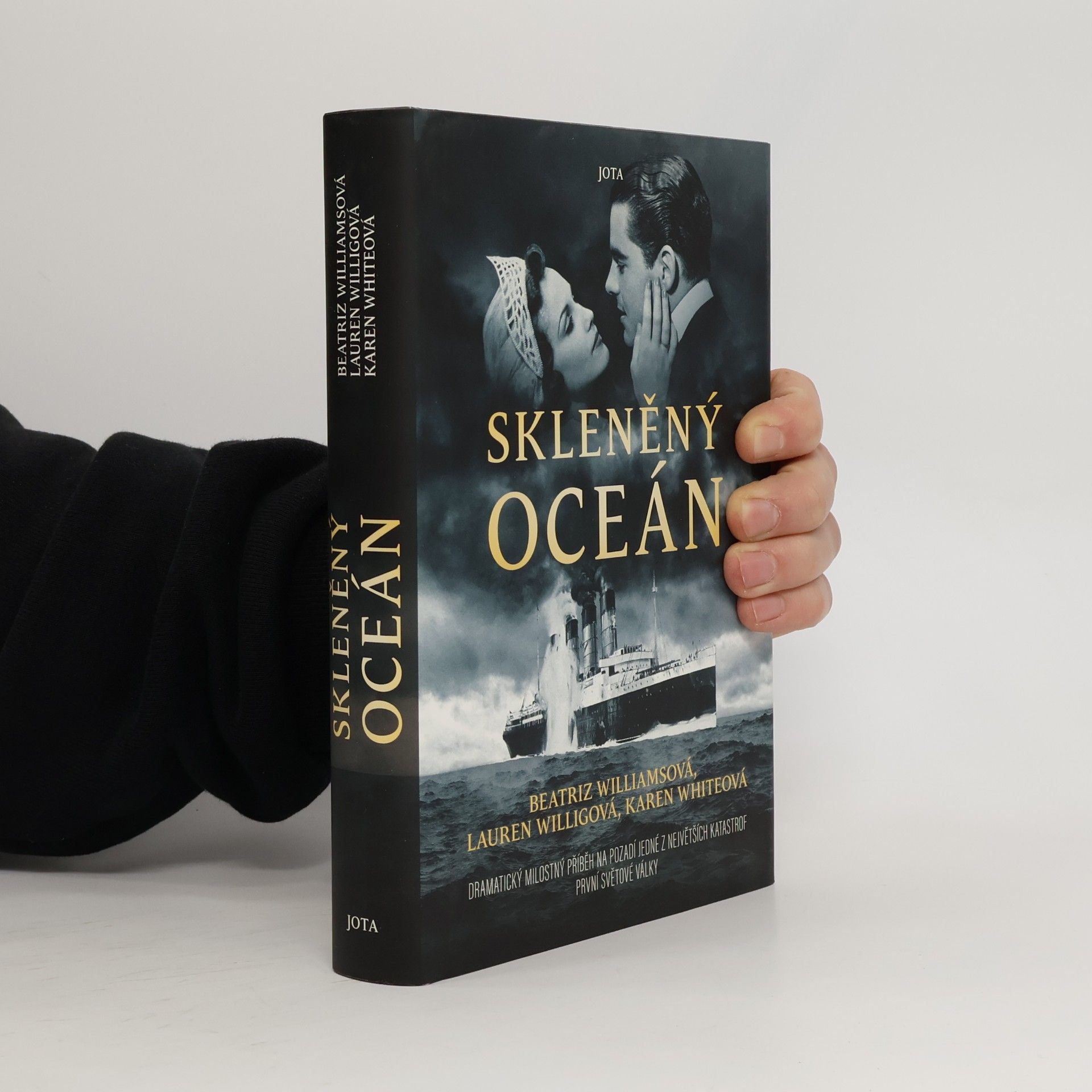 Věra Kovářová Skleněný oceán
