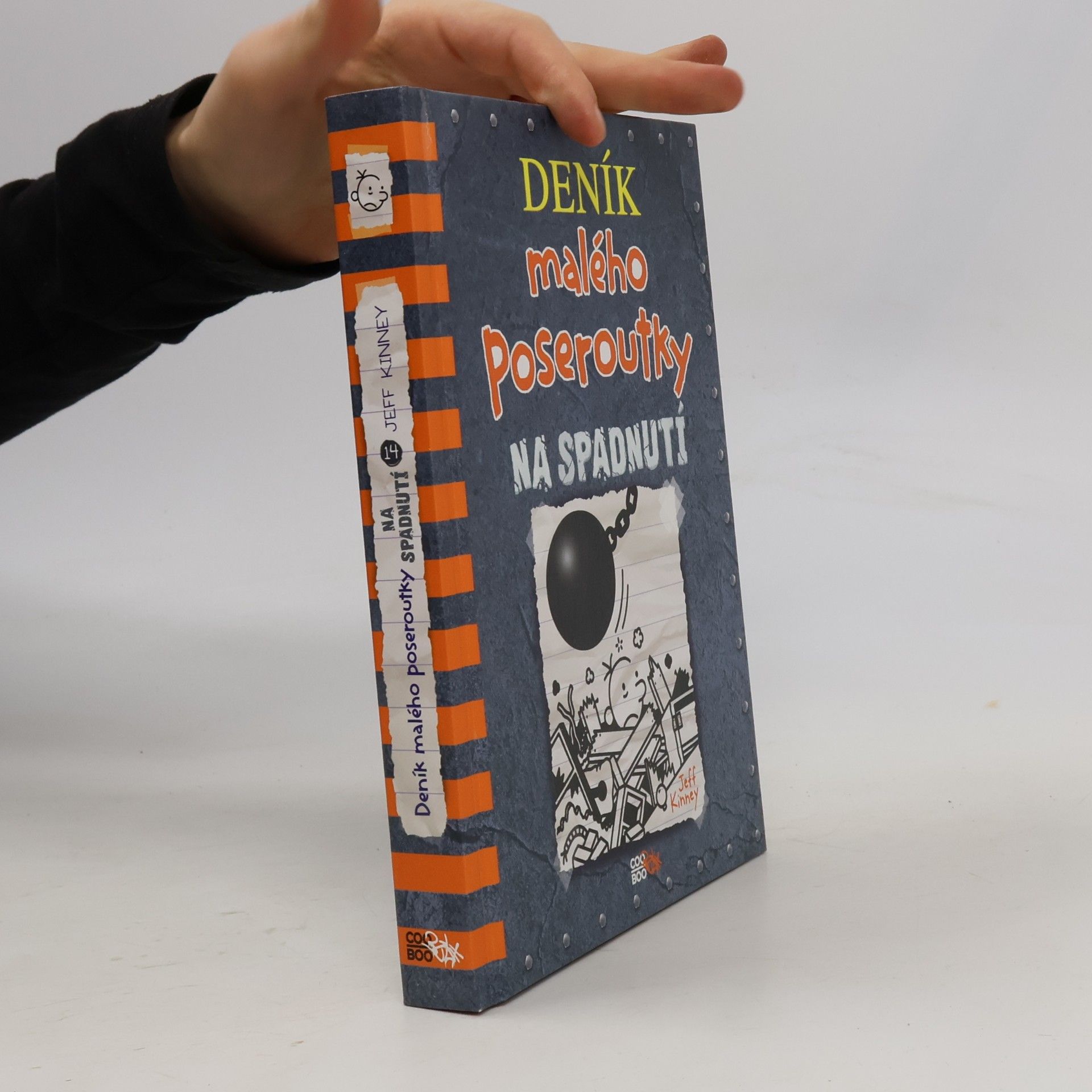 Jeff Kinney Deník malého poseroutky 14. Na spadnutí