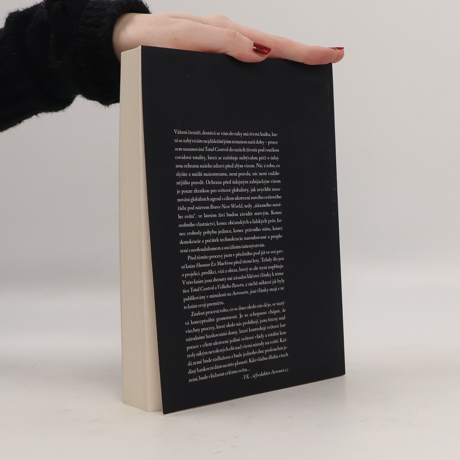 Autores varios Total Control: Velký reset globalismu