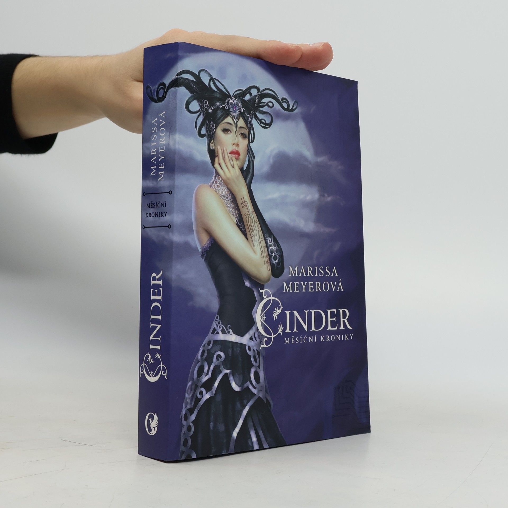 Marissa Meyer Cinder. Měsíční kroniky