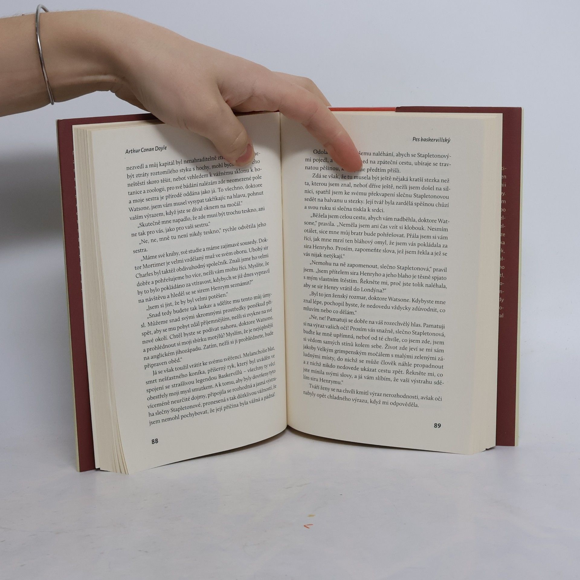 Arthur Conan Doyle Pes baskervillský
