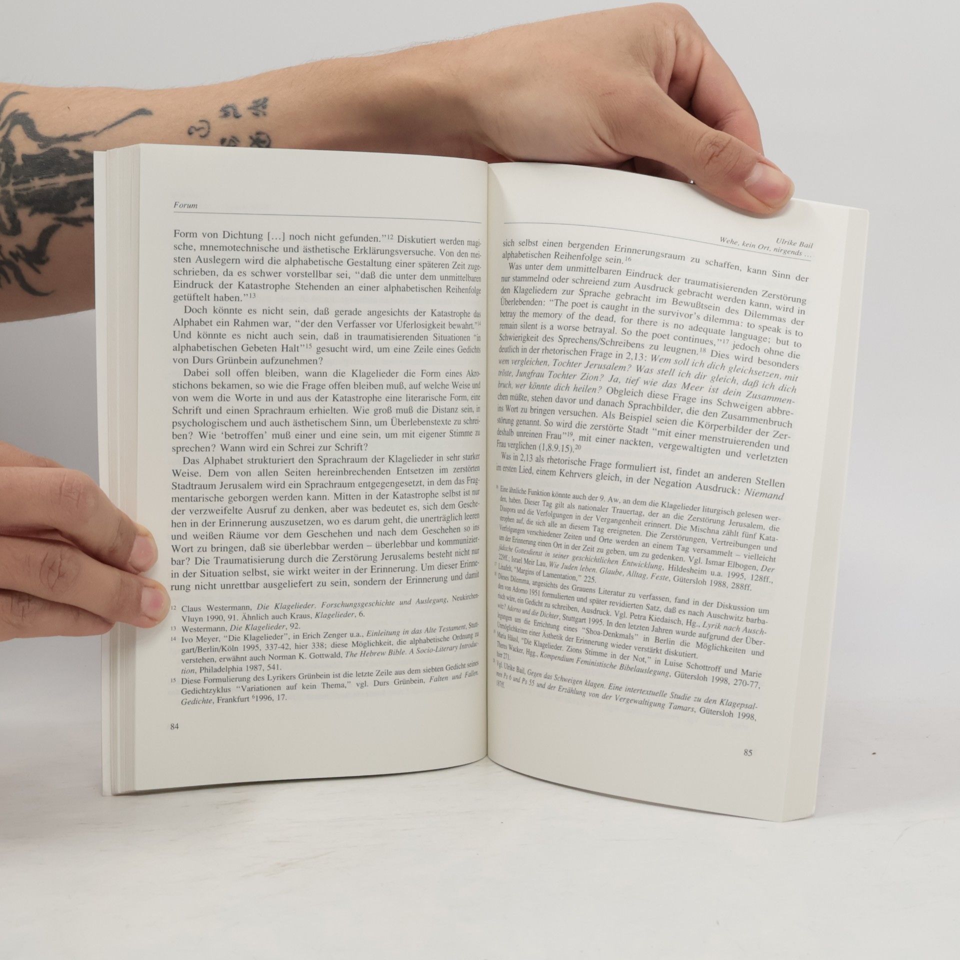 Charlotte Methuen Yearbook of the European Society of Women in Theological Research - 7/99: Time - Utopia - Eschatology. Zeit - Utopie - Eschatologie. Temps - Utopie - Eschatologie