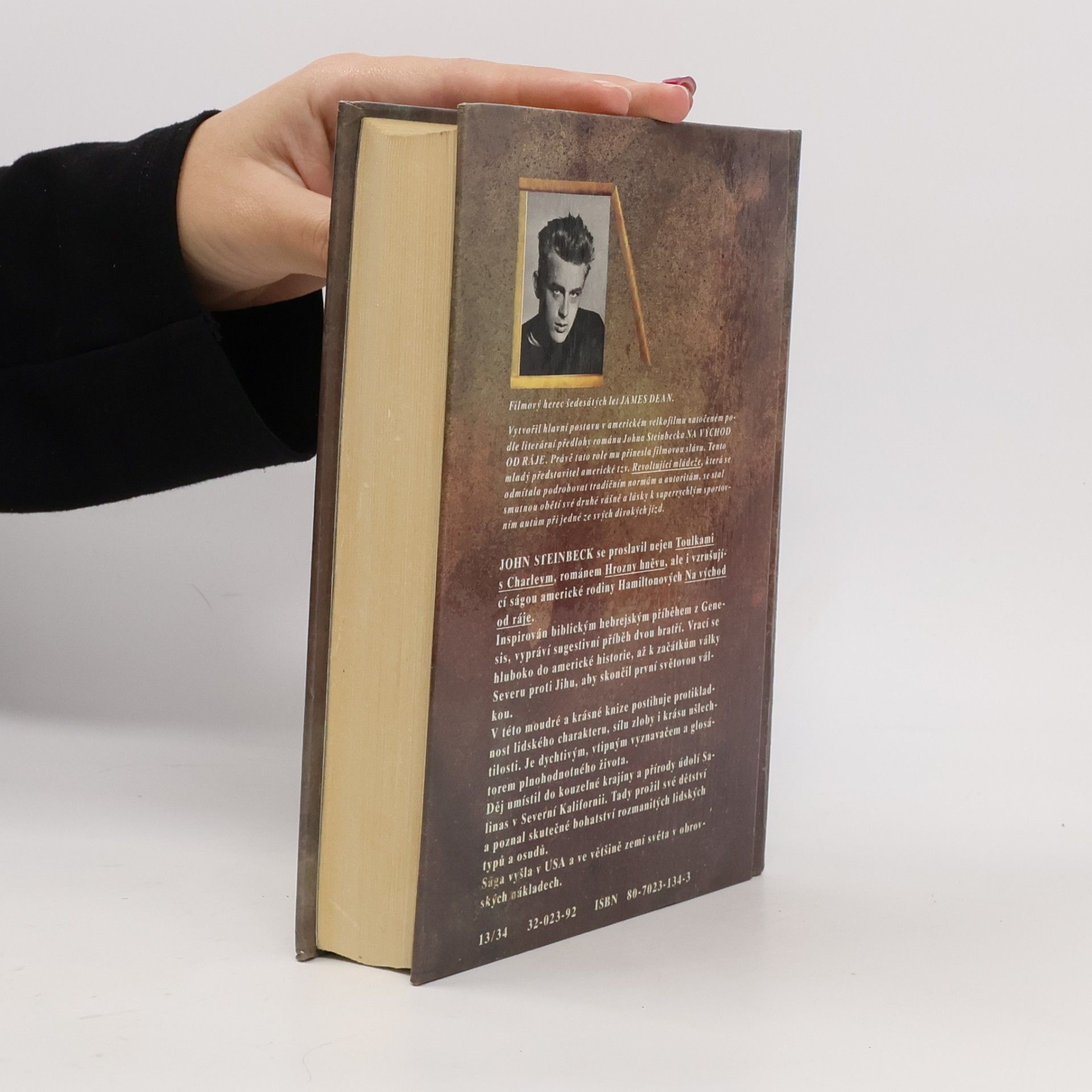 John Steinbeck Na východ od ráje