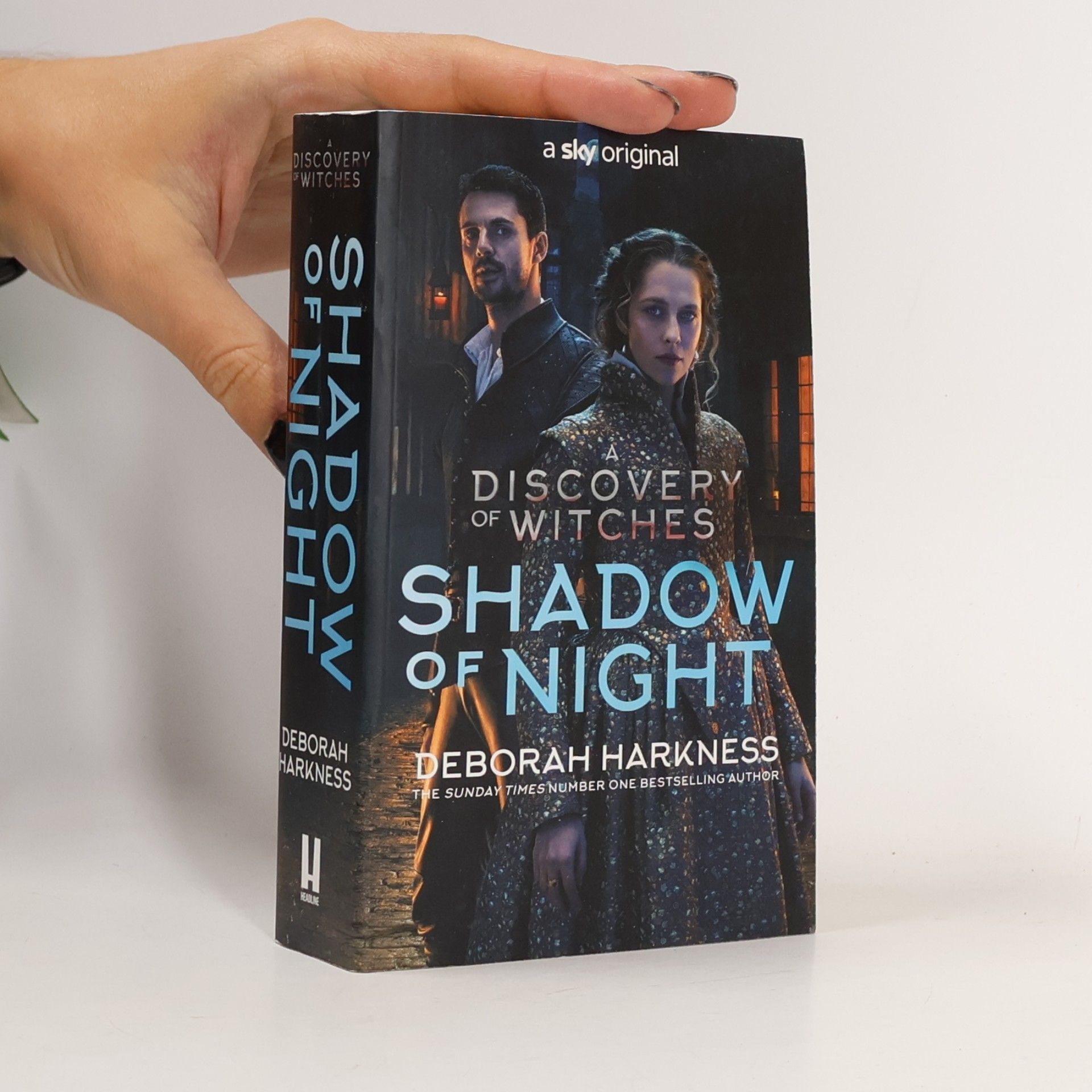 A Discovery of Witches. Shadow of Night
