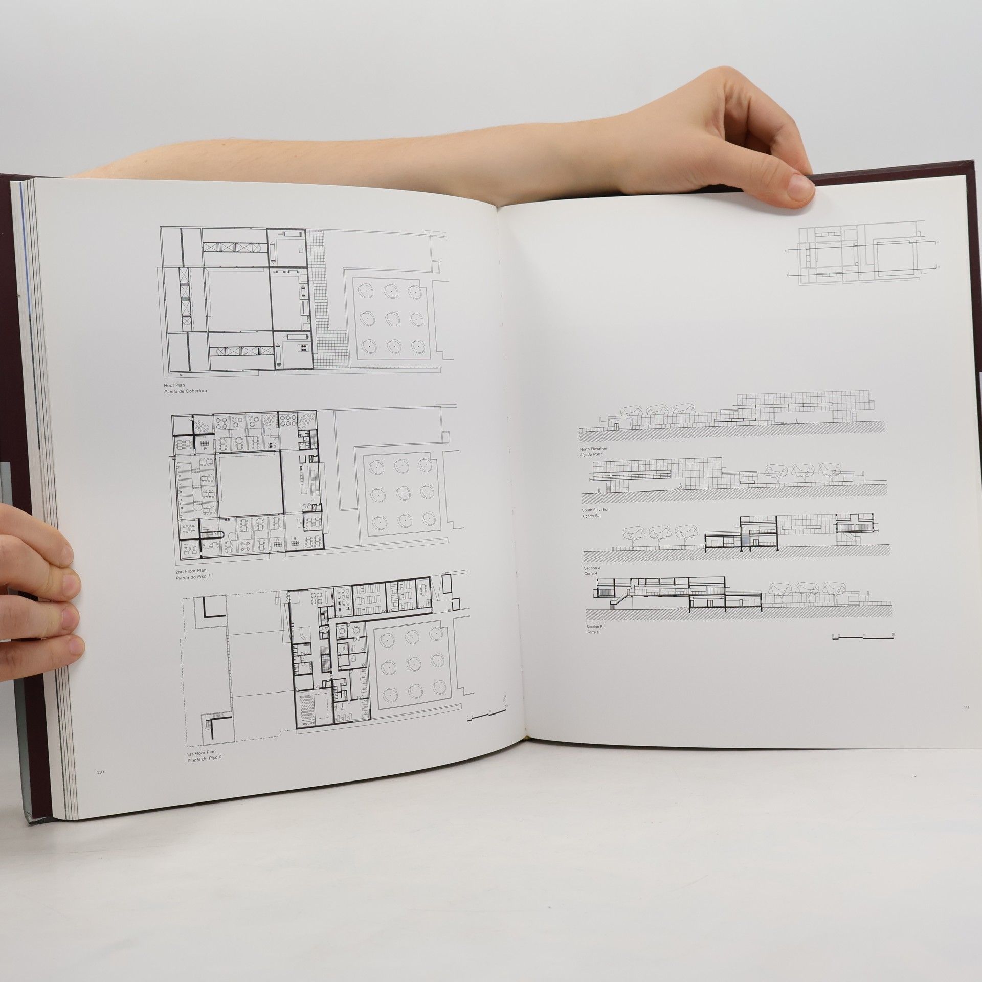 Álvaro Siza Modern Redux