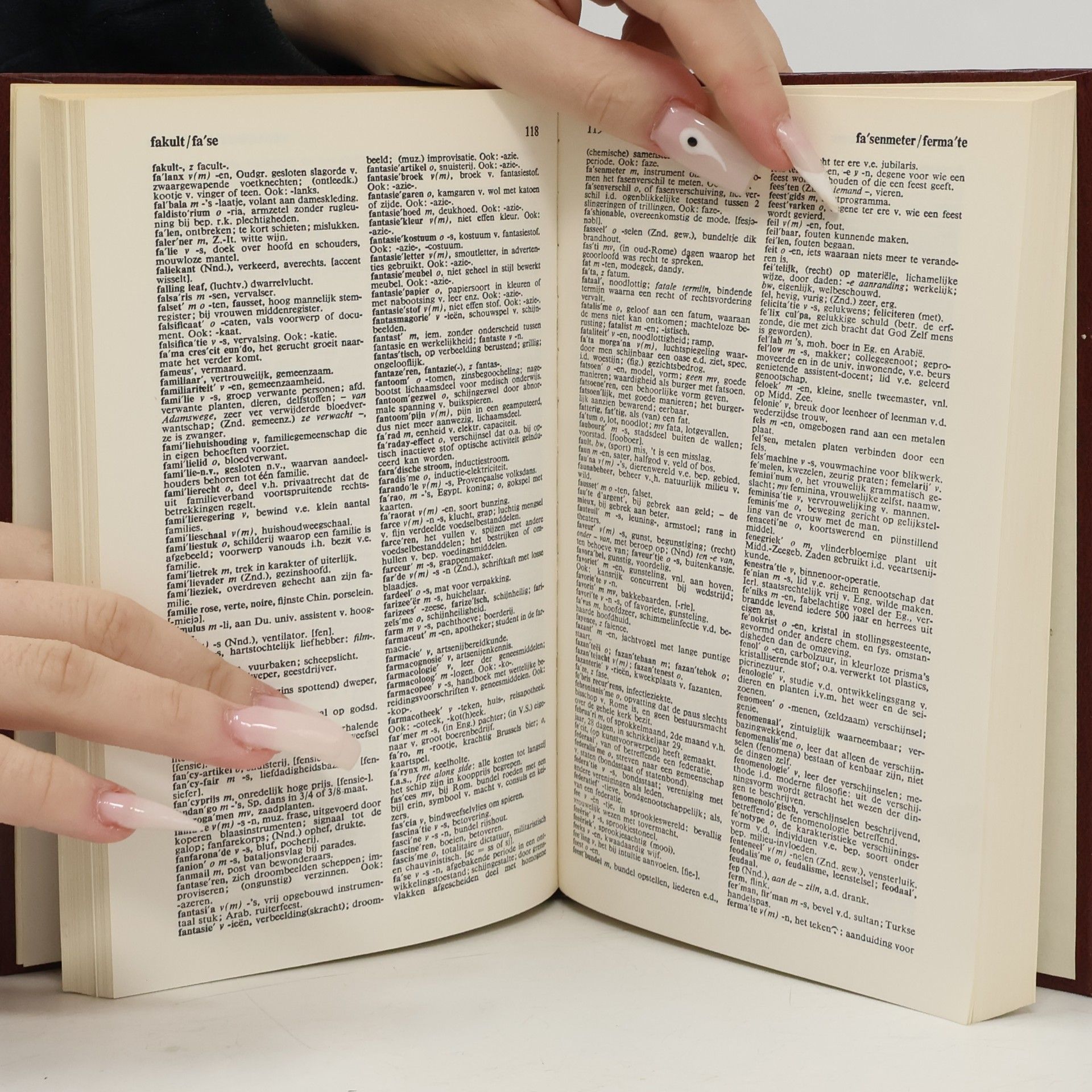 Various authors Kleine Winkler Prins Woordenboek Nederlands. Deel 1. A–Met