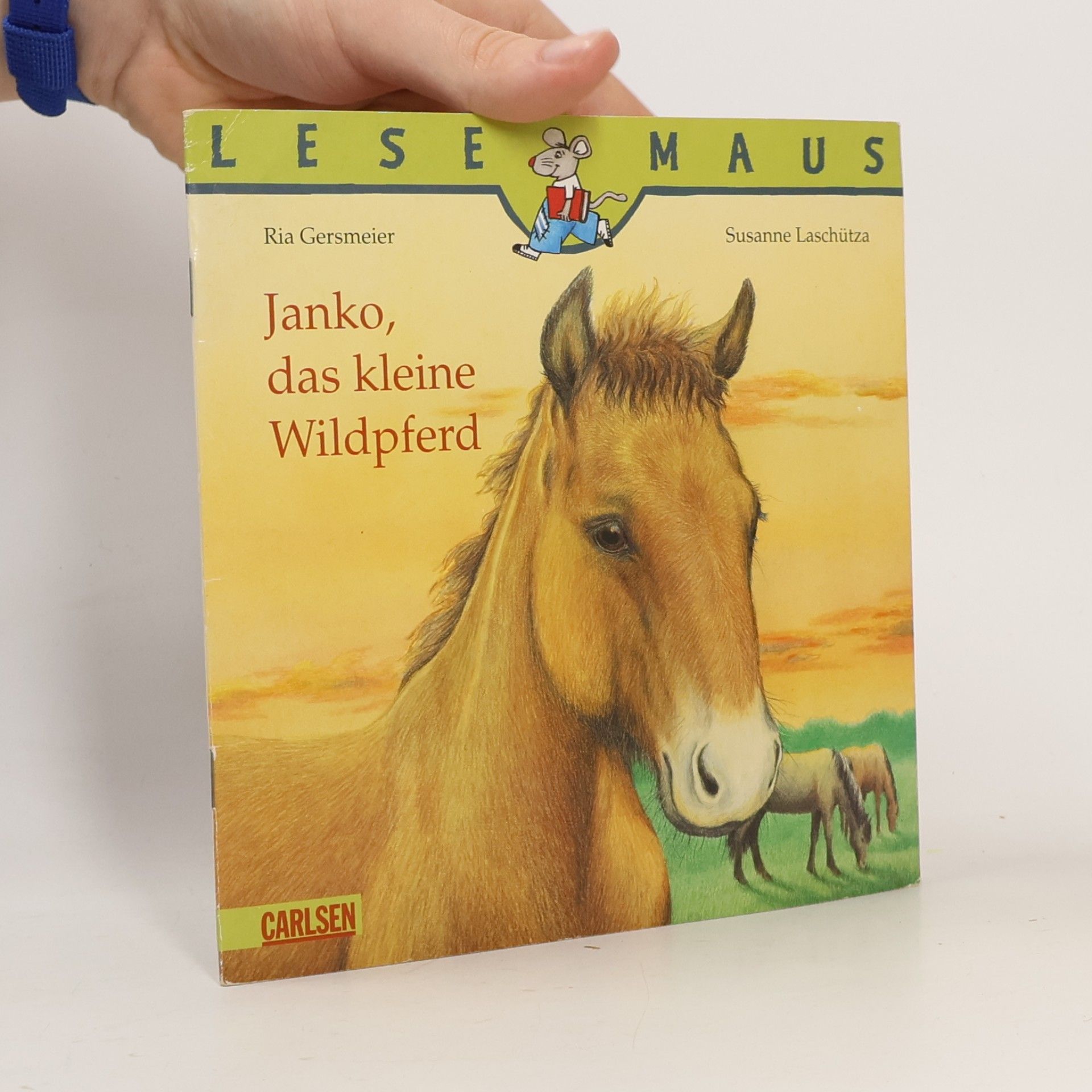 Conni spielt fußball