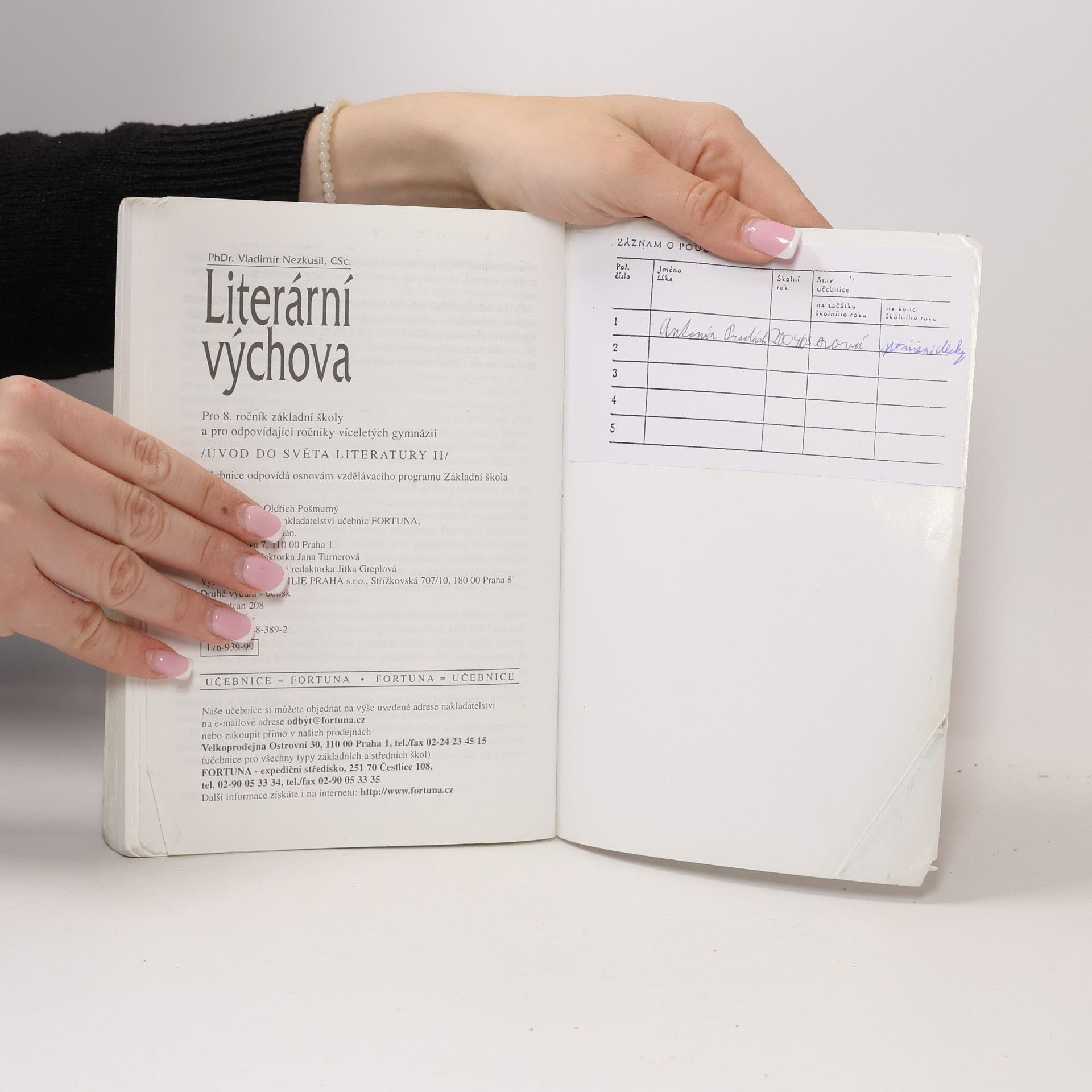 Vladimír Nezkusil Literární výchova pro 8. ročník základní školy. Úvod do světa literatury II
