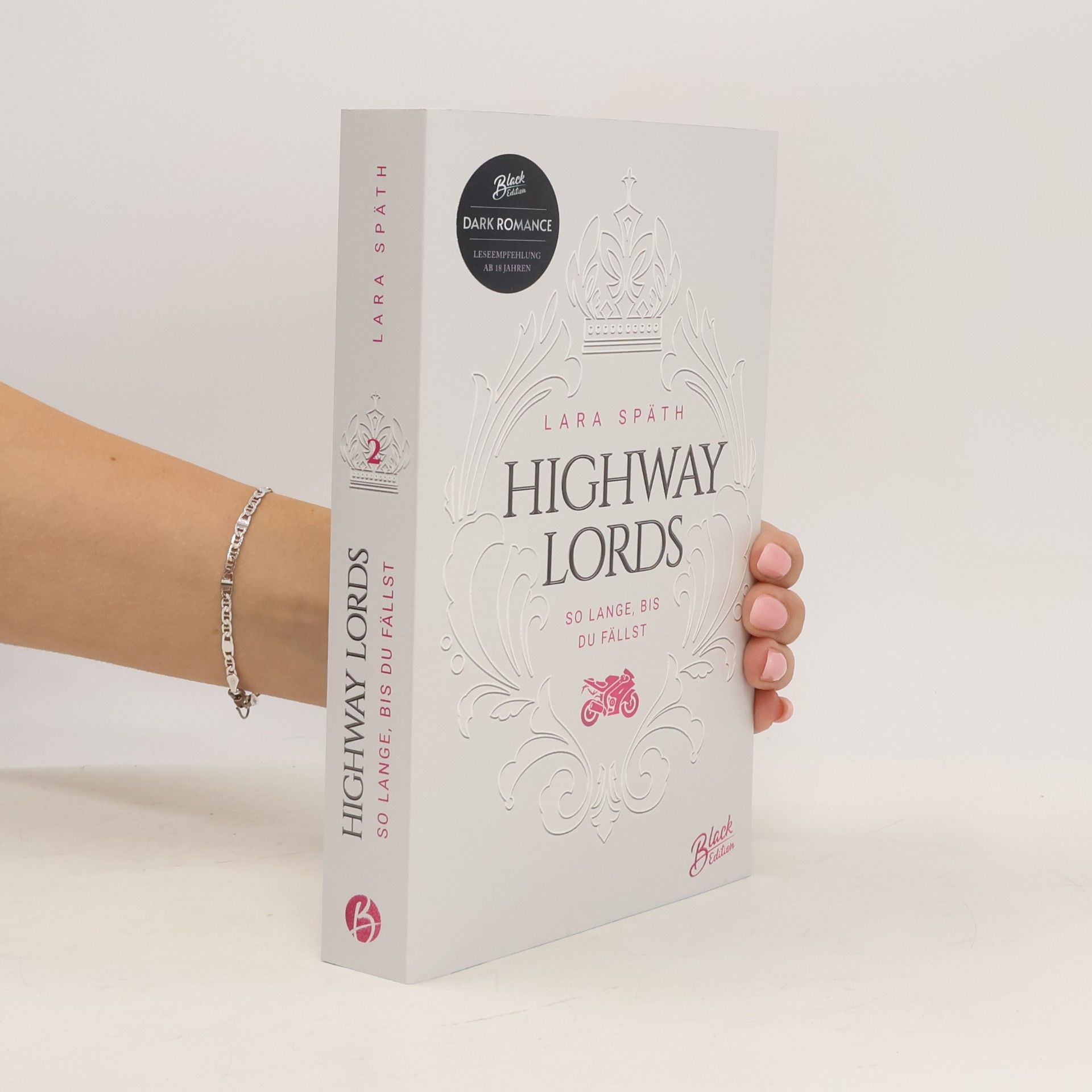 Highway Lords: So lange, bis du fällst | Aufwendig gestaltete Ausgabe mit Farbschnitt – das integrierte Page Overlay ist limitiert nur in der ersten Auflage enthalten
