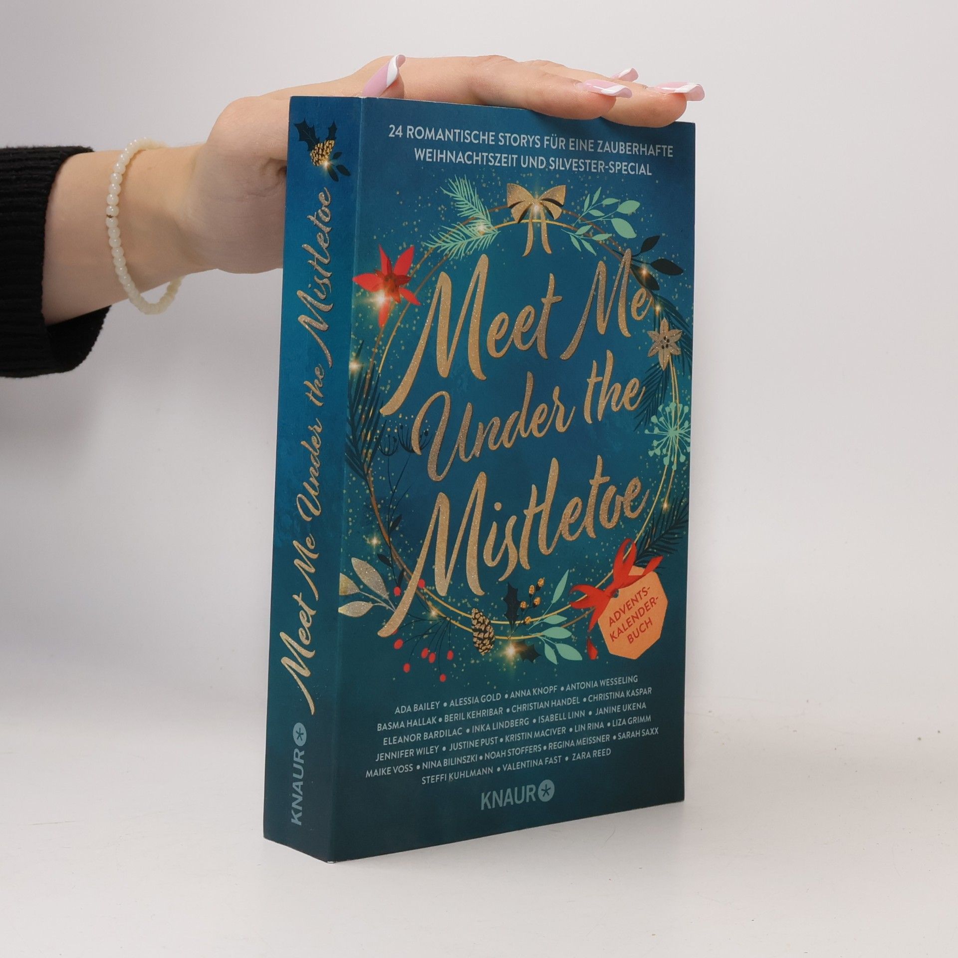 Meet Me Under the Mistletoe