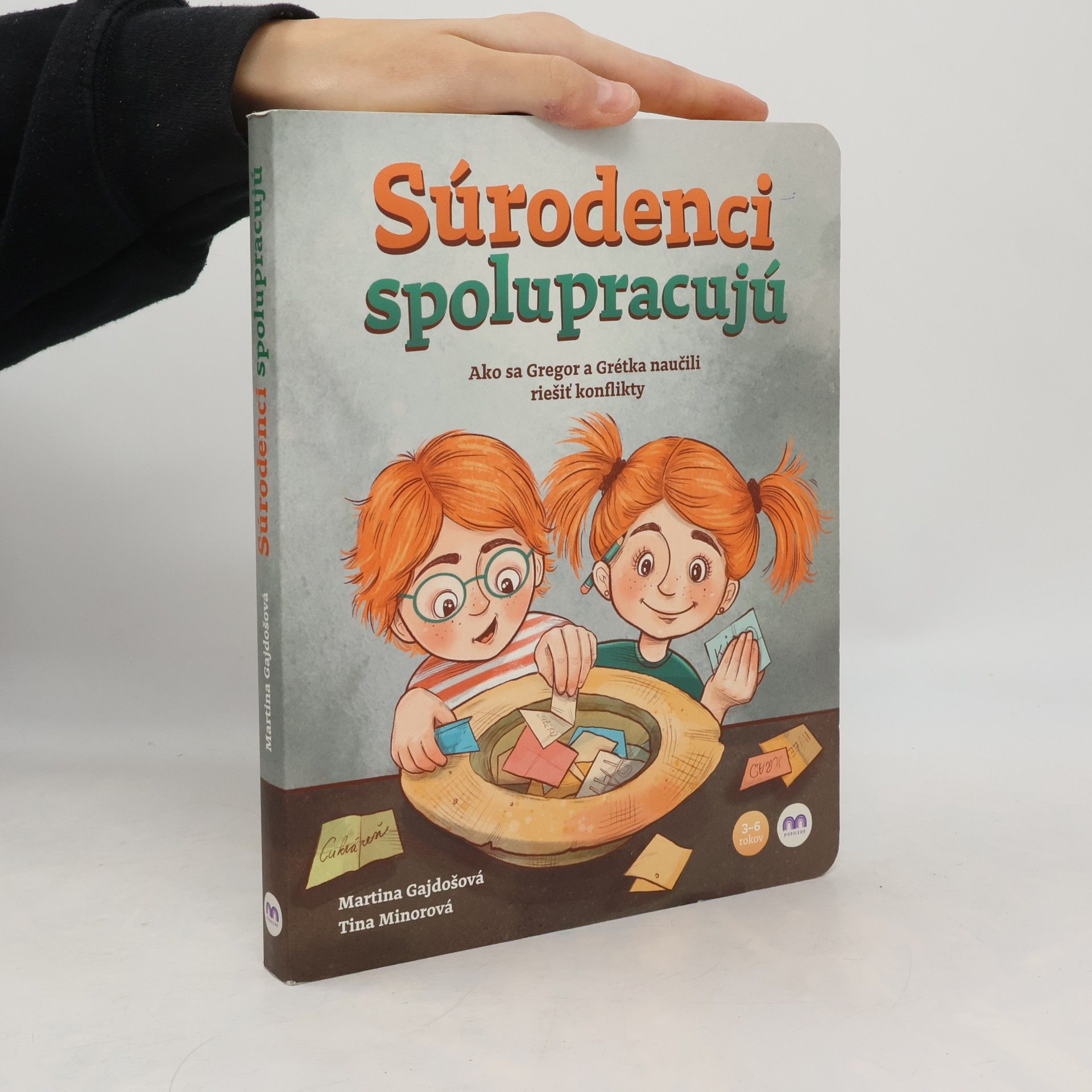 Súrodenci spolupracujú