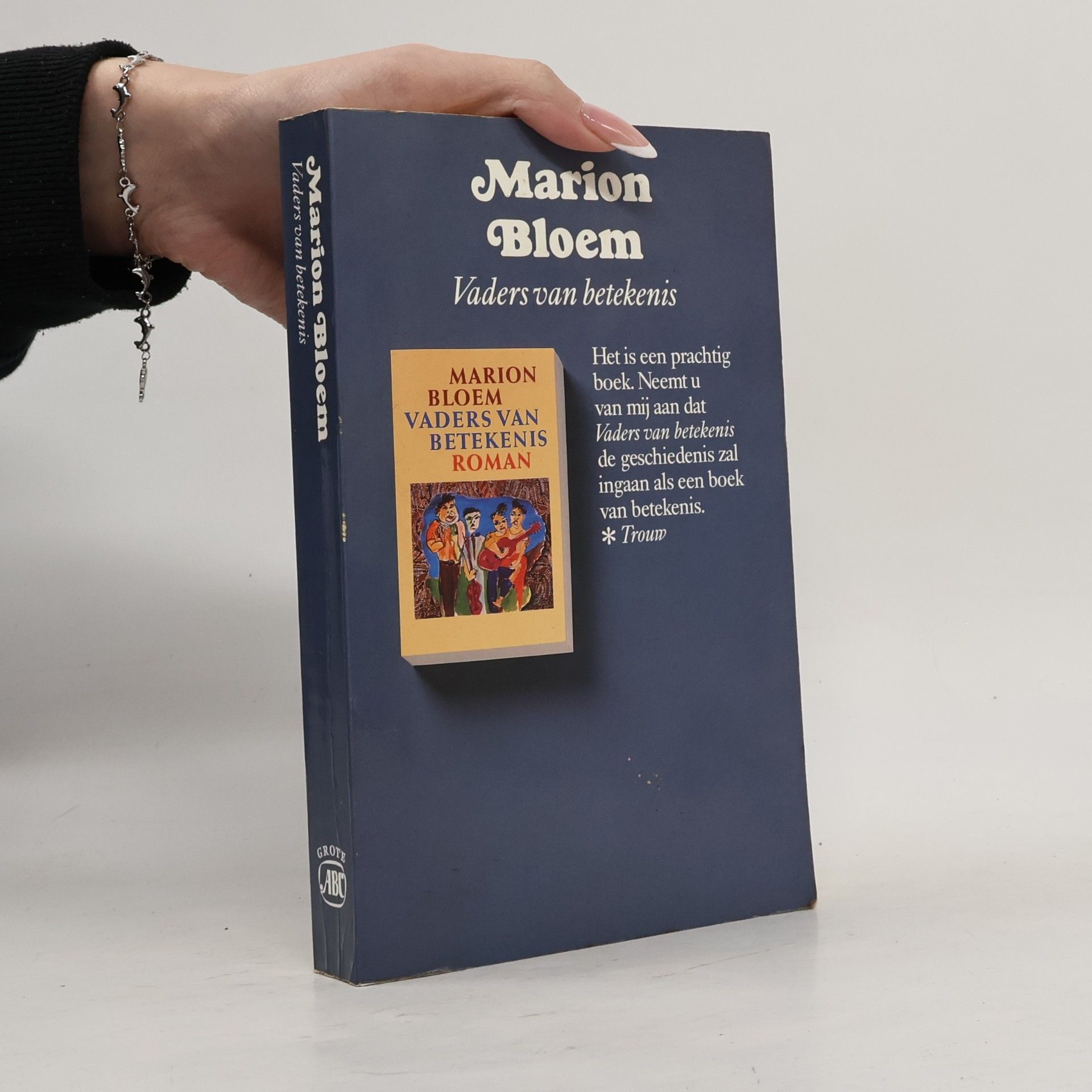 Marion Bloem Vaders van betekenis
