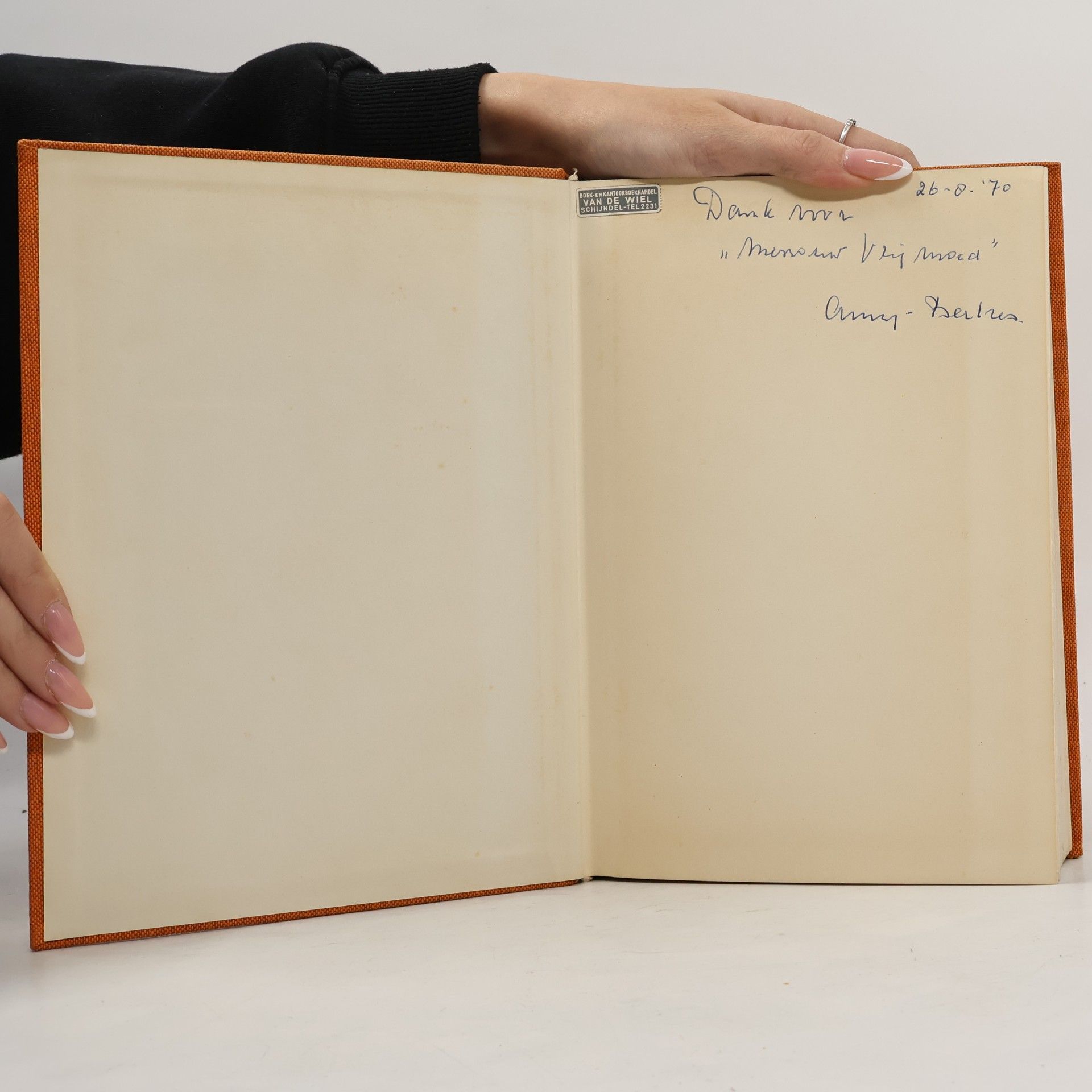 Various authors Knippen en naaien