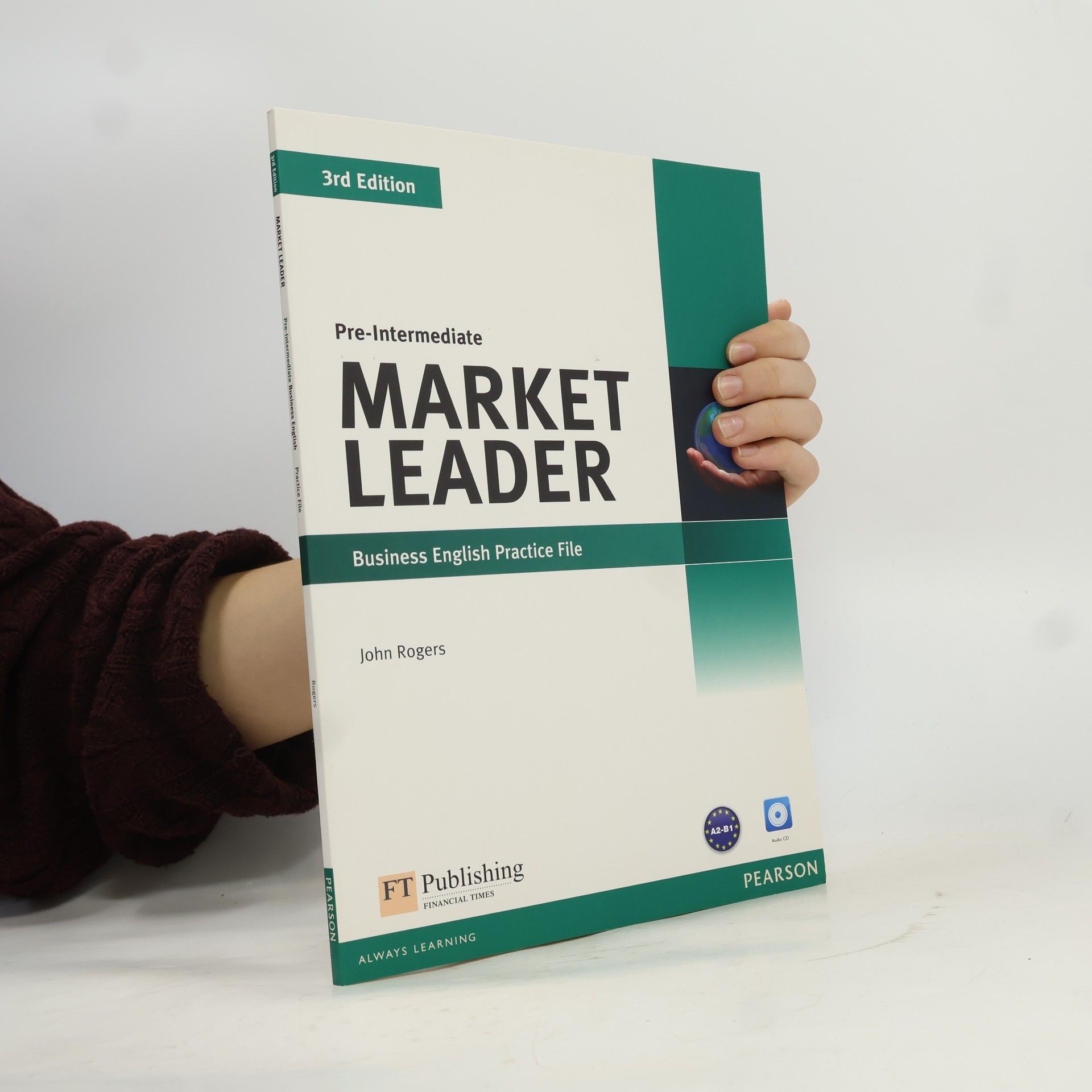 Market Leader Pre-Intermediate Business English Practice File