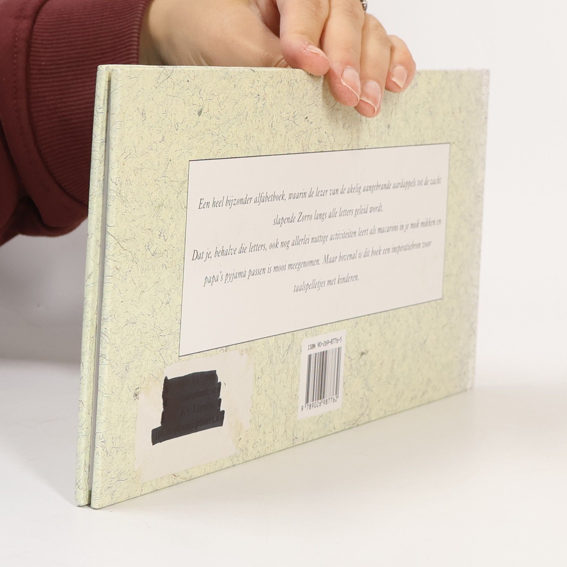 Janneke Derwig W.C.-papier in de wind laten wapperen
