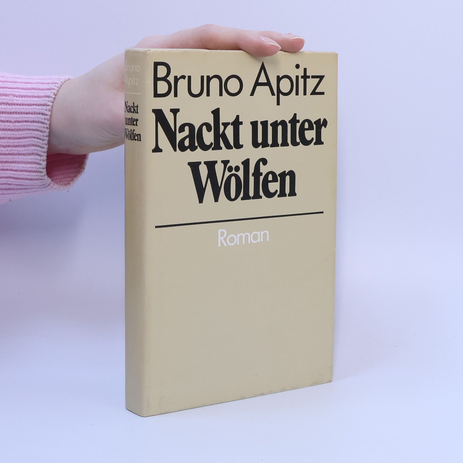 Nackt unter Wölfen
