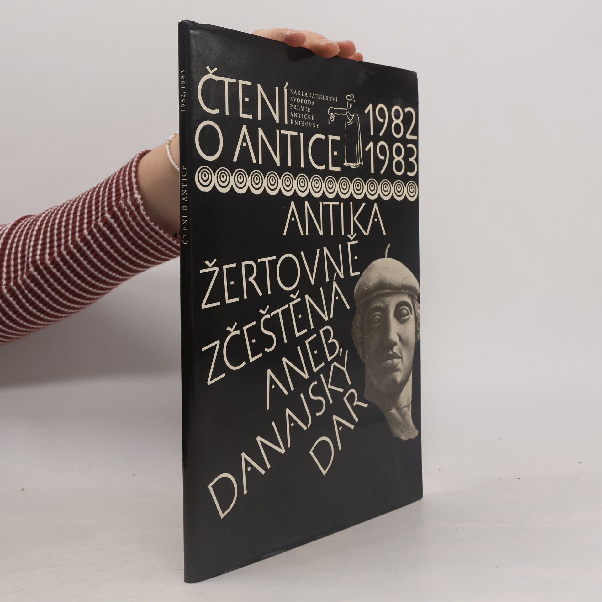 Kolektív autorov Antika žertovně zčeštěná aneb Danajský dar