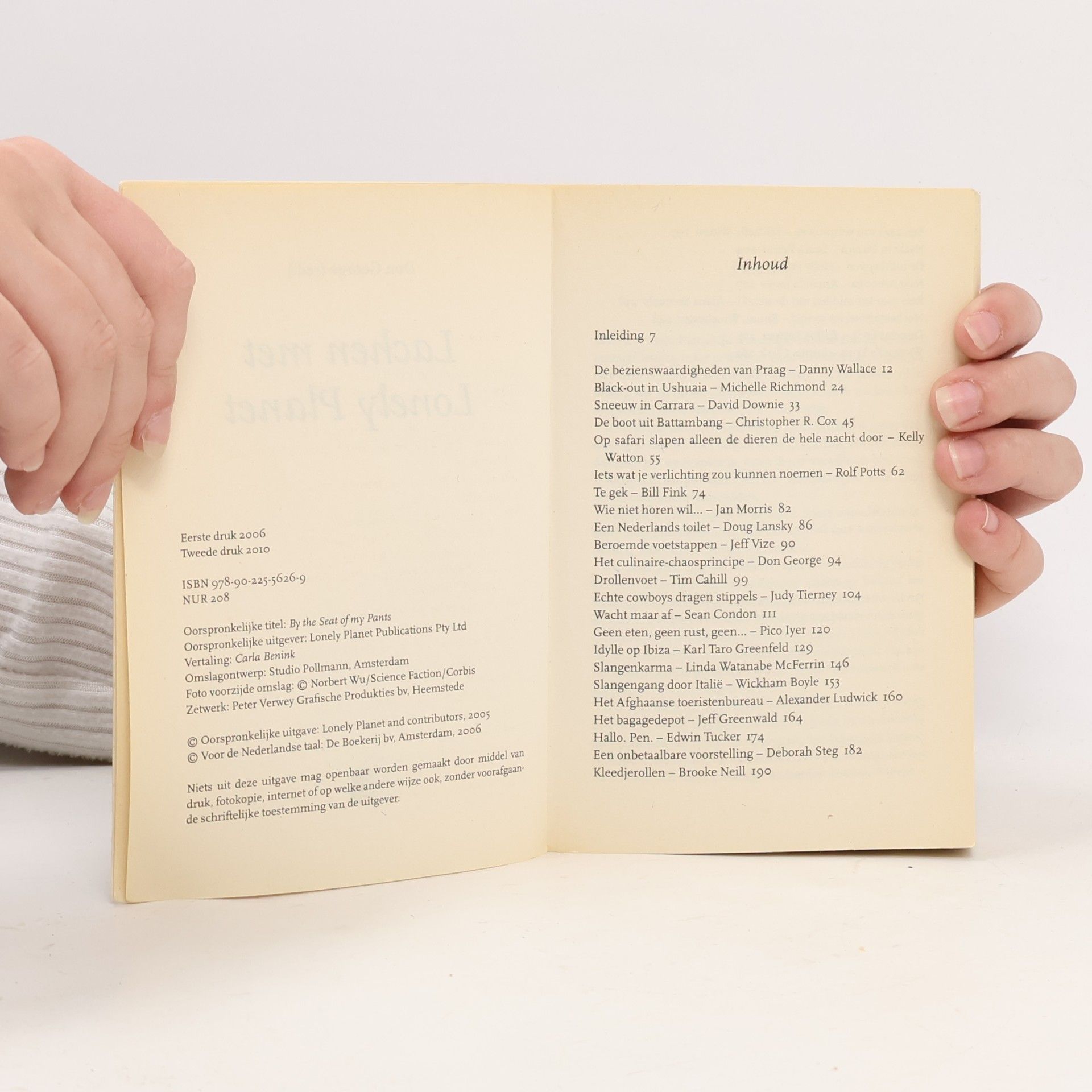 Don George Lachen met Lonely Planet